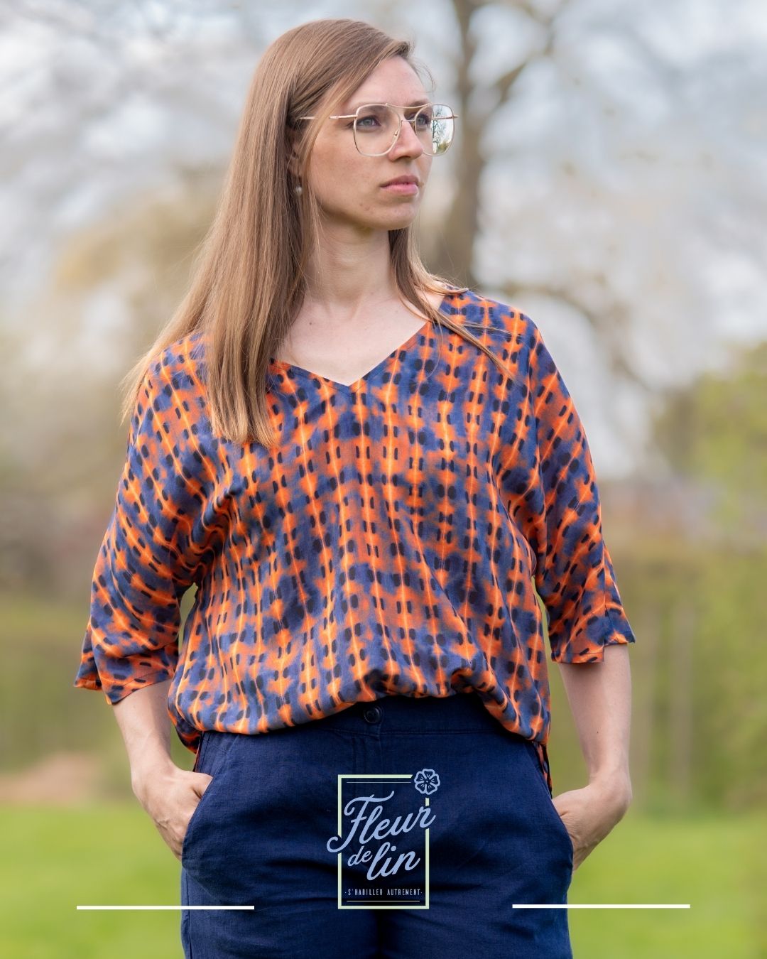 3. Blouse Summer Glow orange et marine - Lanius 01