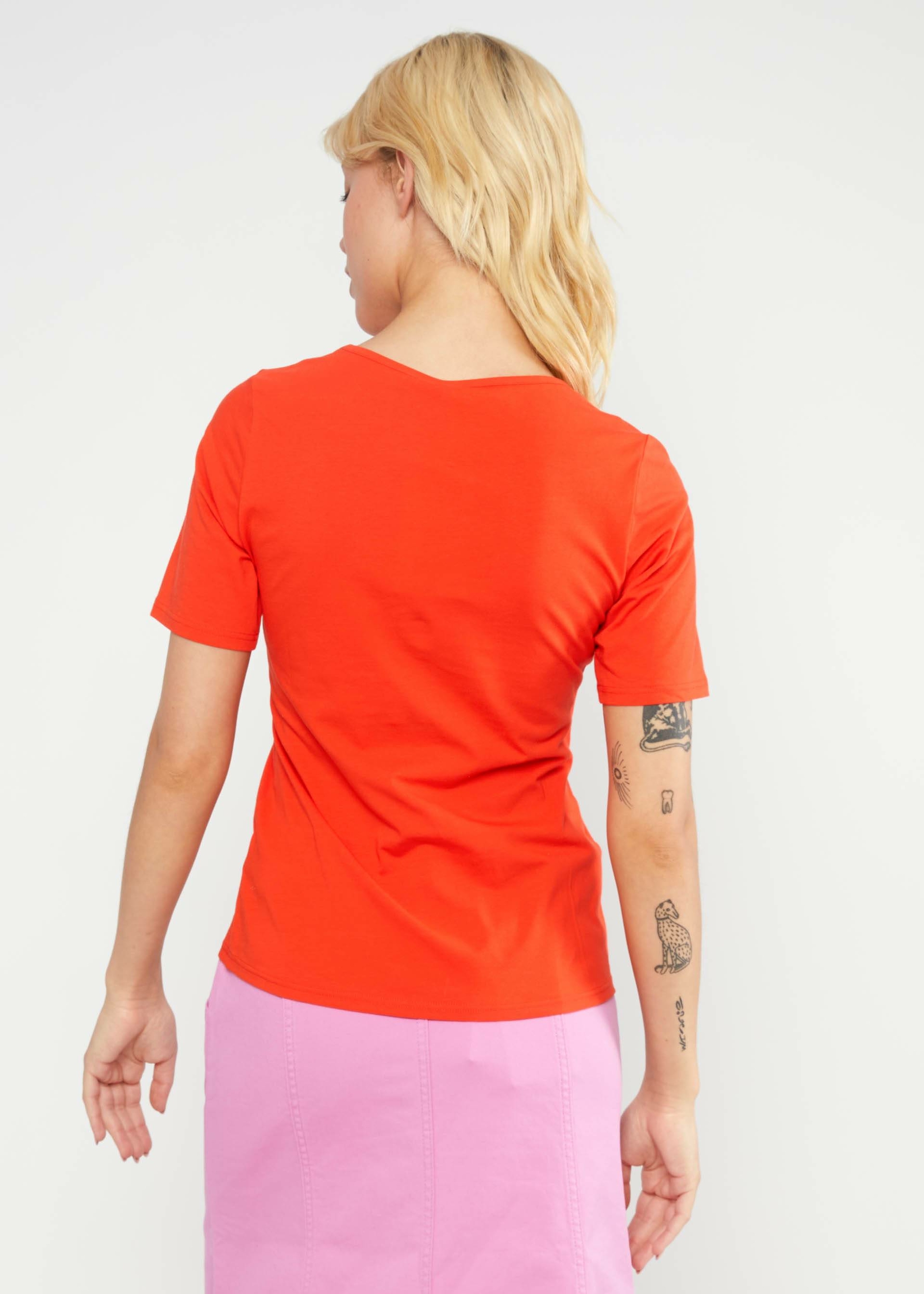 T-shirt-balconnet-feminin-orange-coton-biologique-blutsgeschwister03
