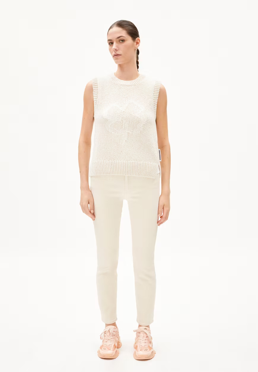 Jeans Lejaani - undyed - coton biologique et coton recyclé - Armed Angels 05
