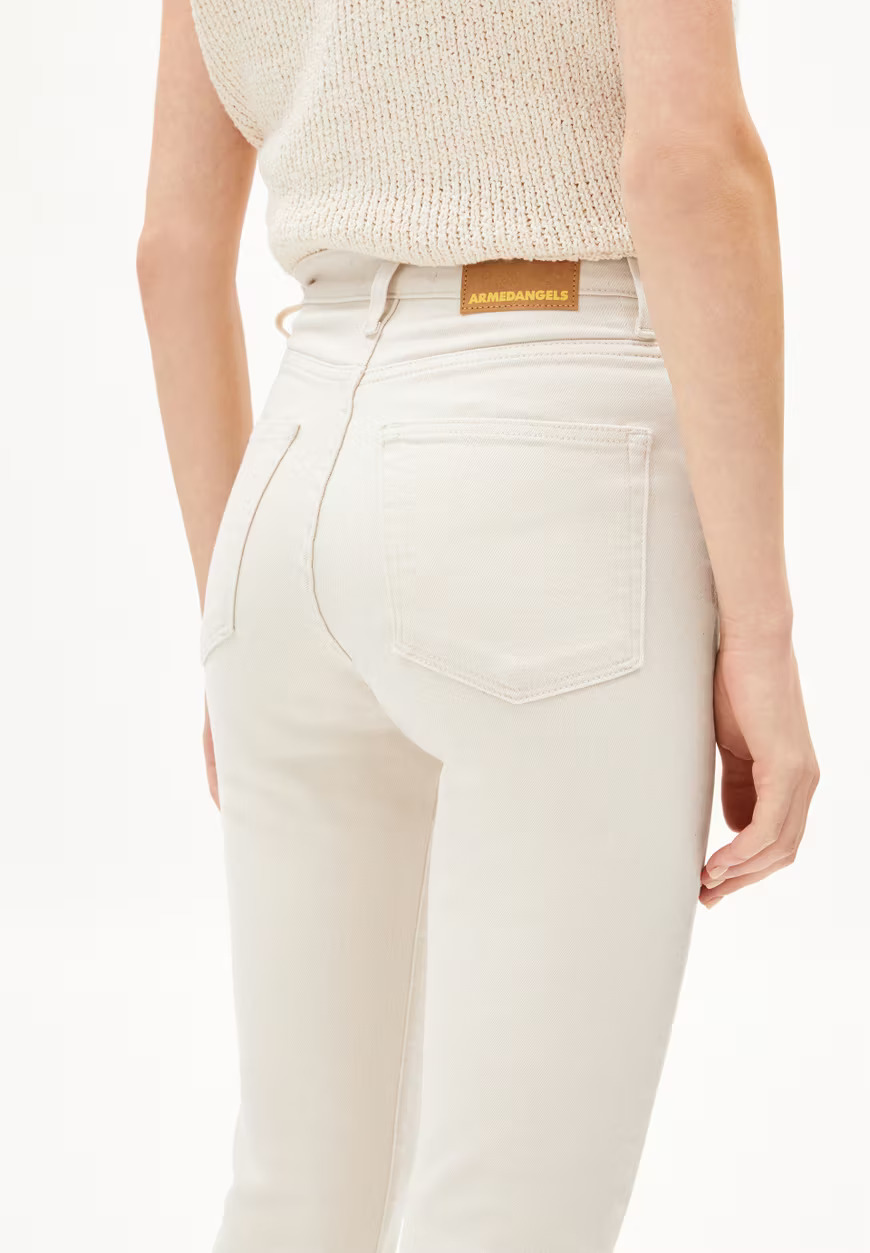Jeans Lejaani - undyed - coton biologique et coton recyclé - Armed Angels 03