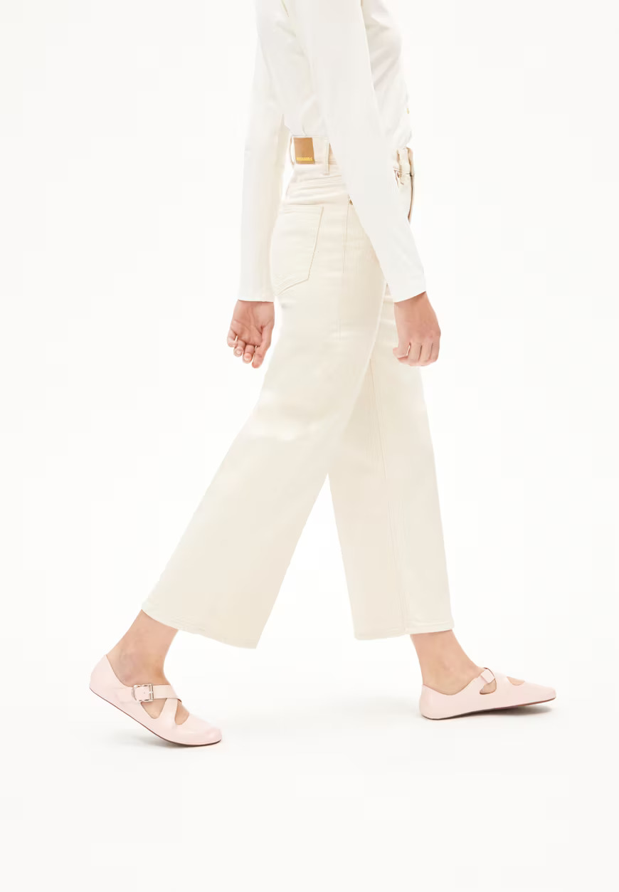 Jeans-Murliaa-cropped-undyed-coton-recycle-tencel-Armed-Angels06