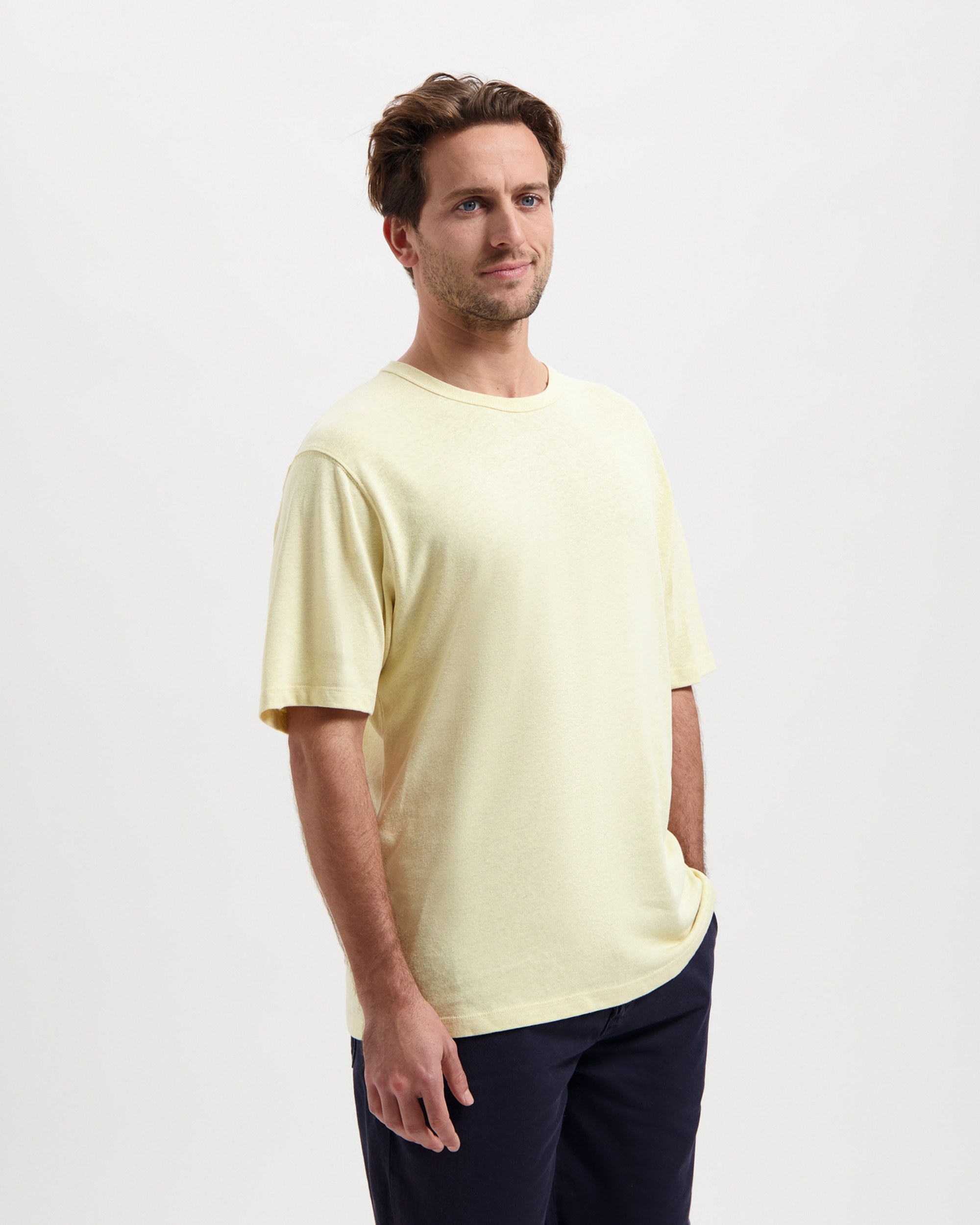 T-shirt Liam - jaune - coton biologique et lin - Kuyichi 02