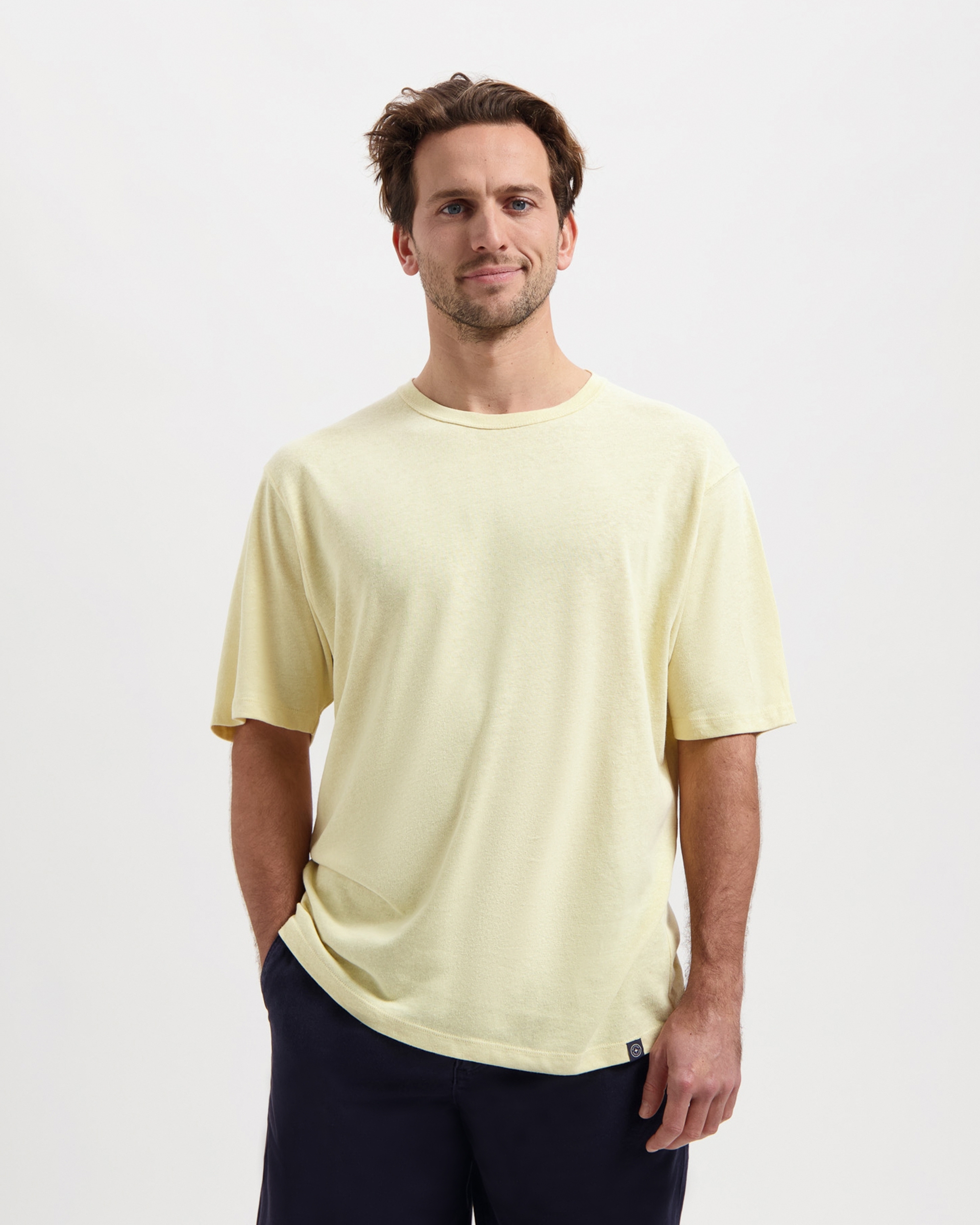 T-shirt Liam - jaune - coton biologique et lin - Kuyichi 01