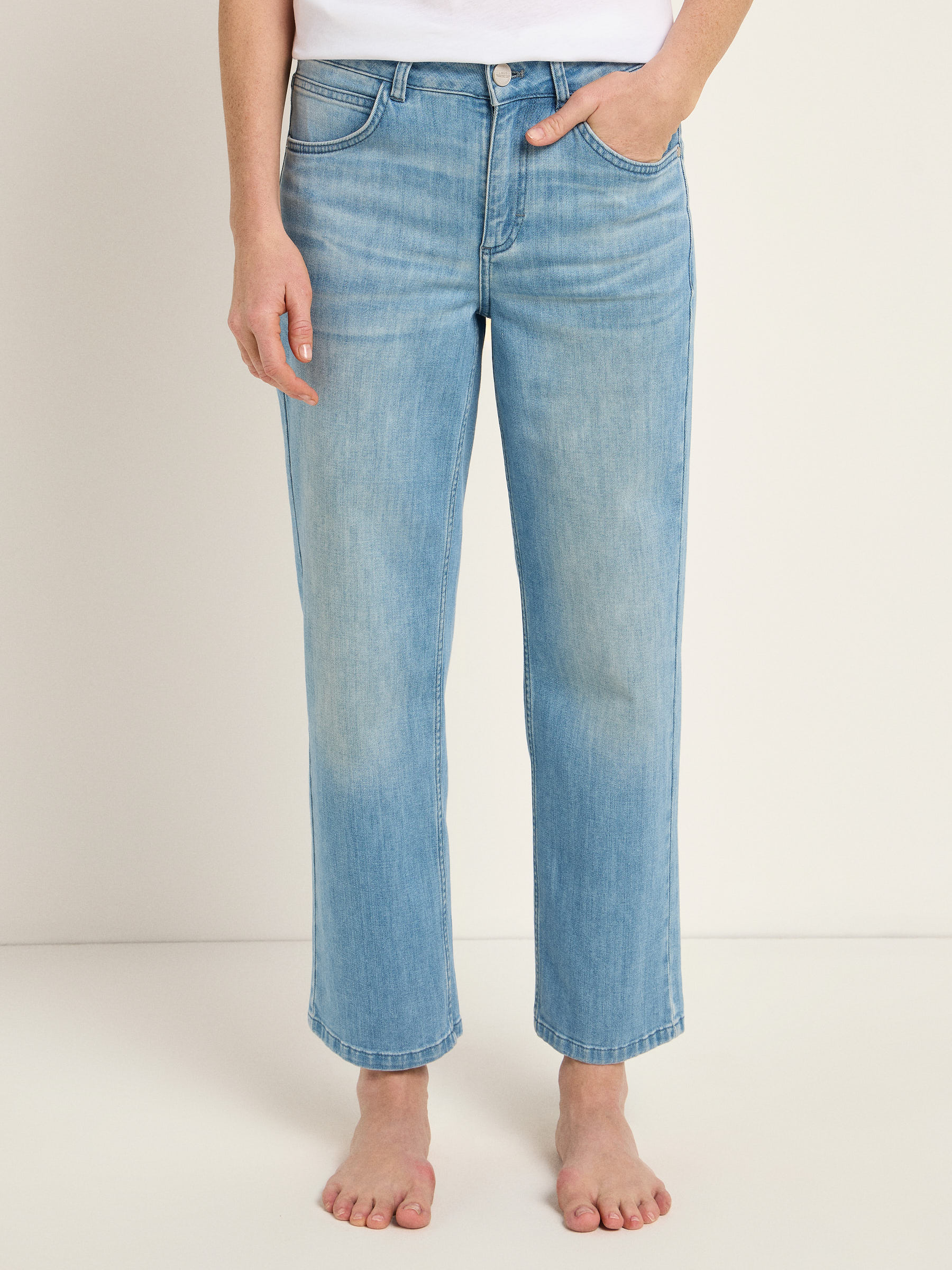 Jeans-Zora-light-blue-denim-coton-biologique-Lanius01