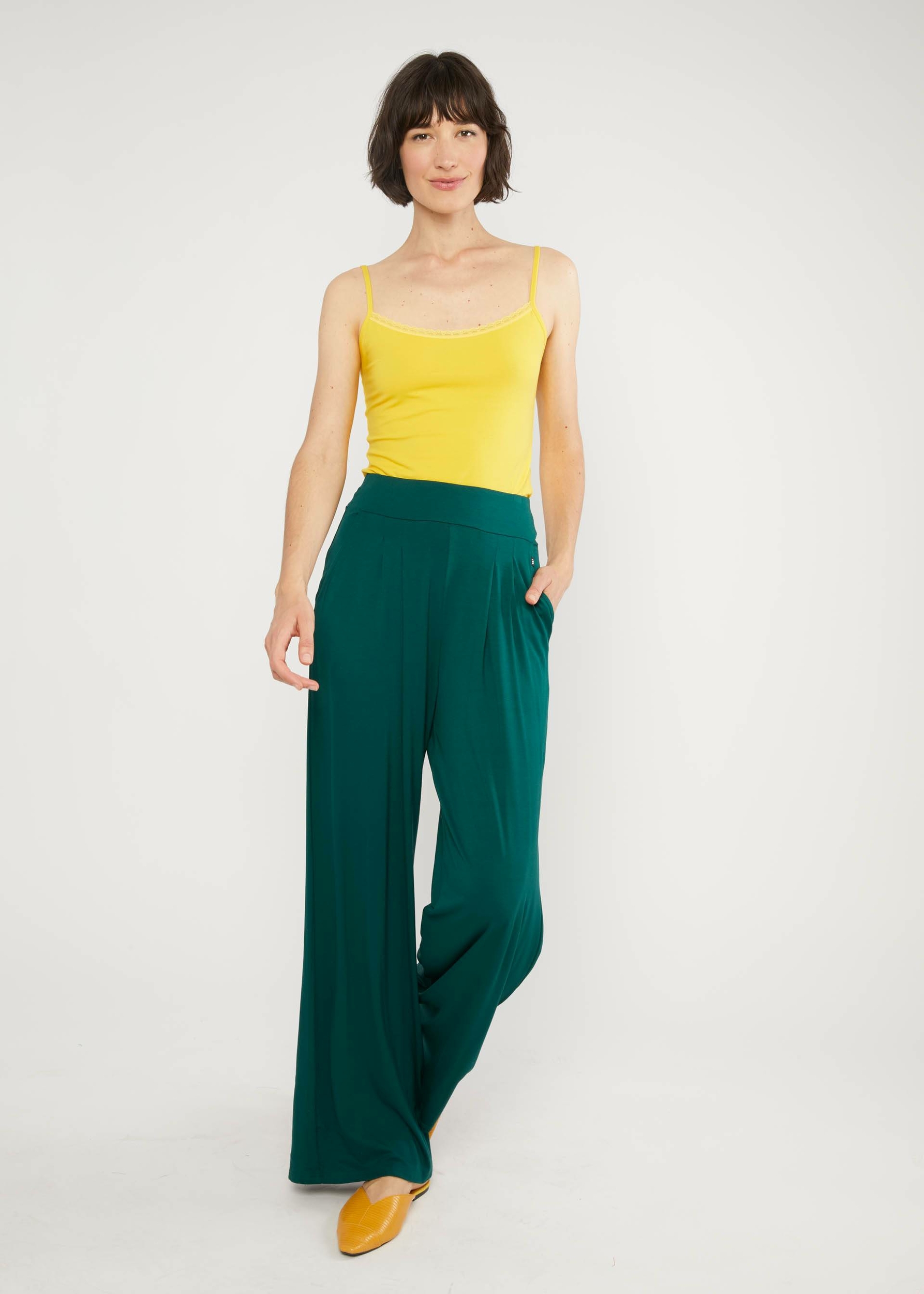 Pantalon-dressed-for-success-dense-forest-green-viscose-ecovero-blutsgeschwister01