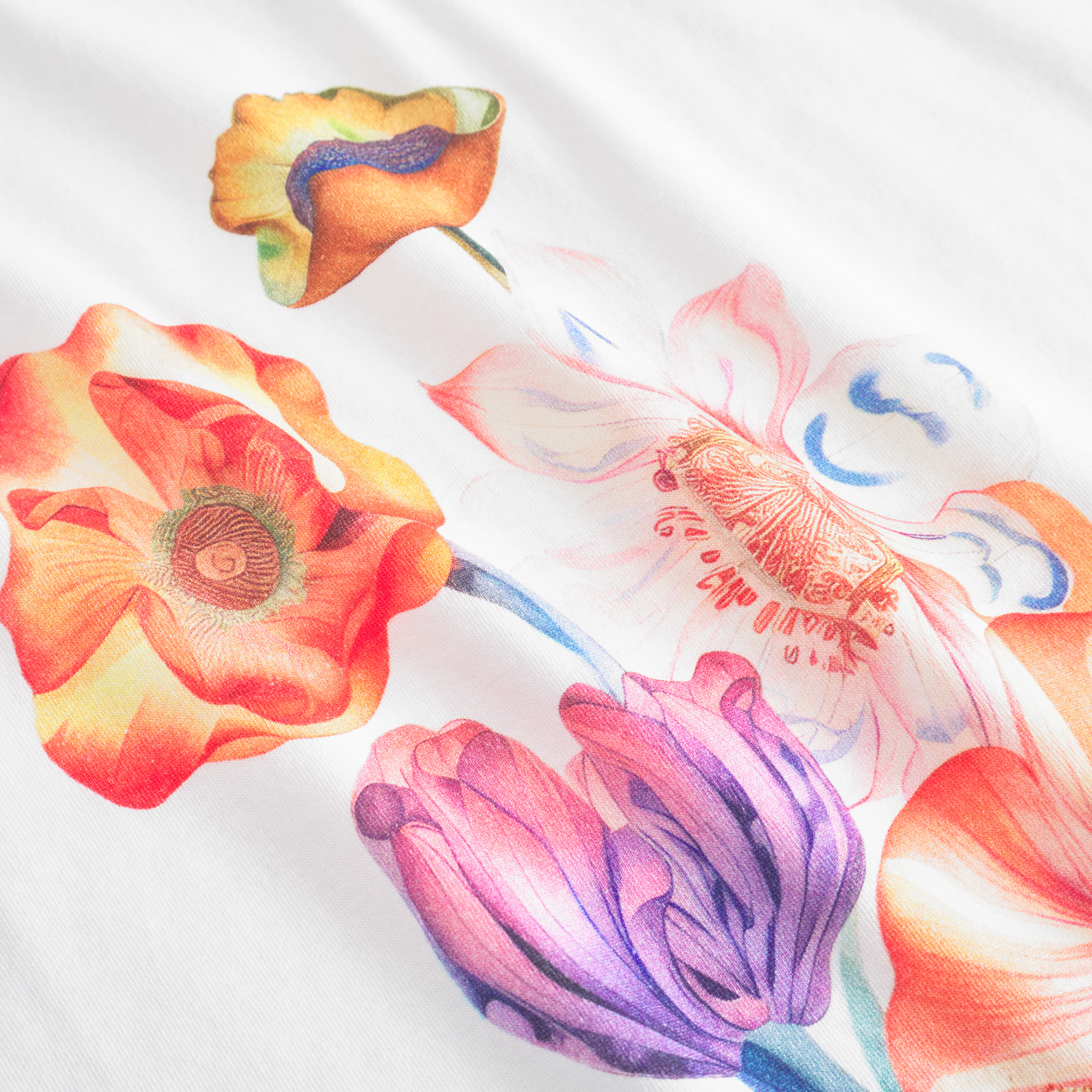 T-shirt Visby Fantasy Flower Bouquet White - coton biologique - Dedicated 03