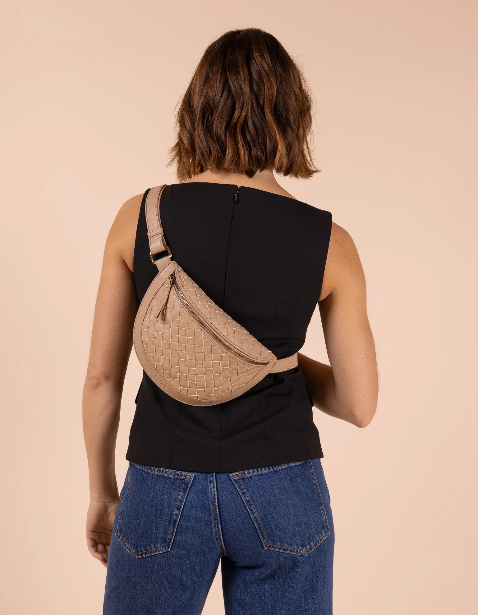 Sac-Ray-Sand-Woven-Soft-Grain-Leather-O-My-Bag04