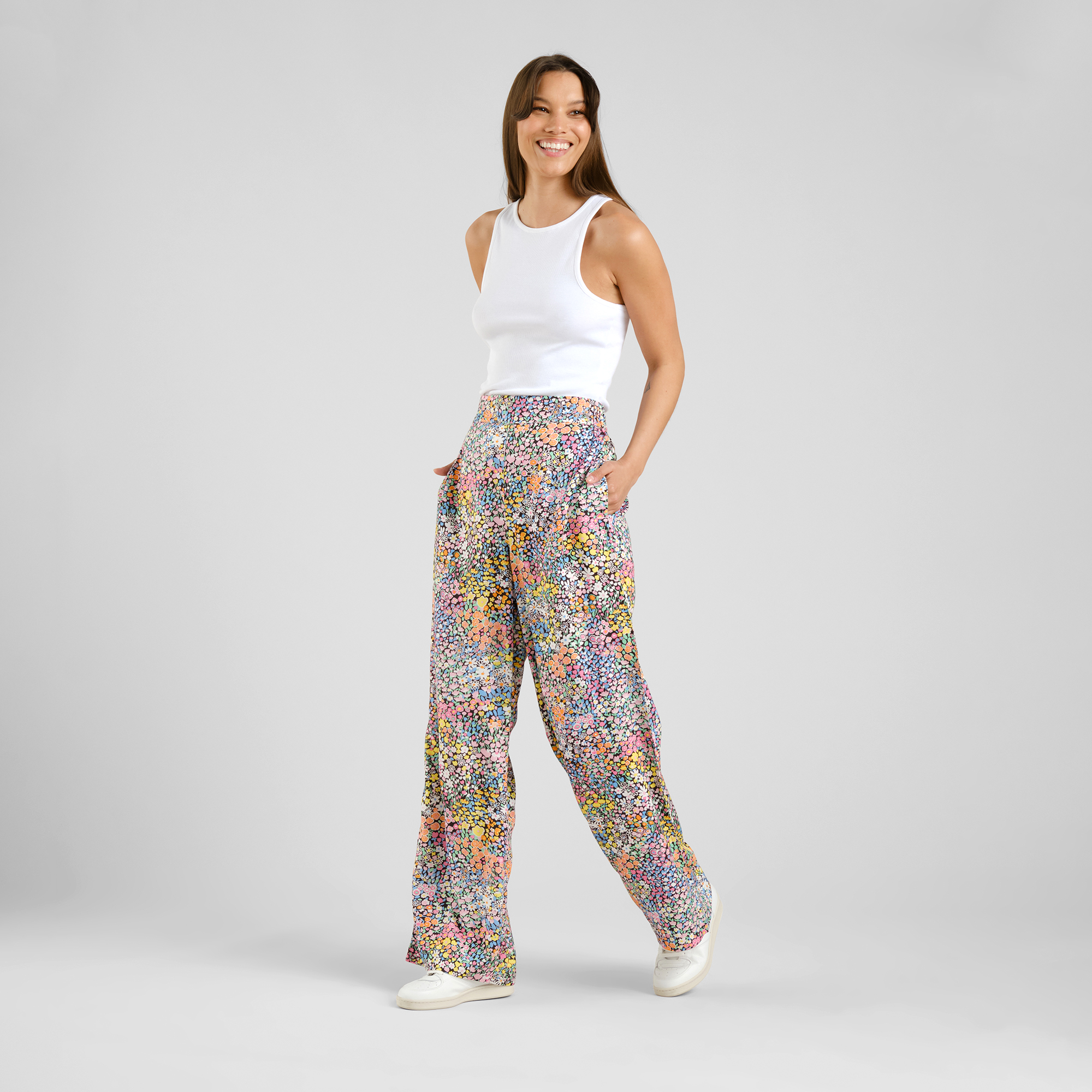 Pants Ale Meadow Flowers Multi Color - Tencel - Dedicated 03