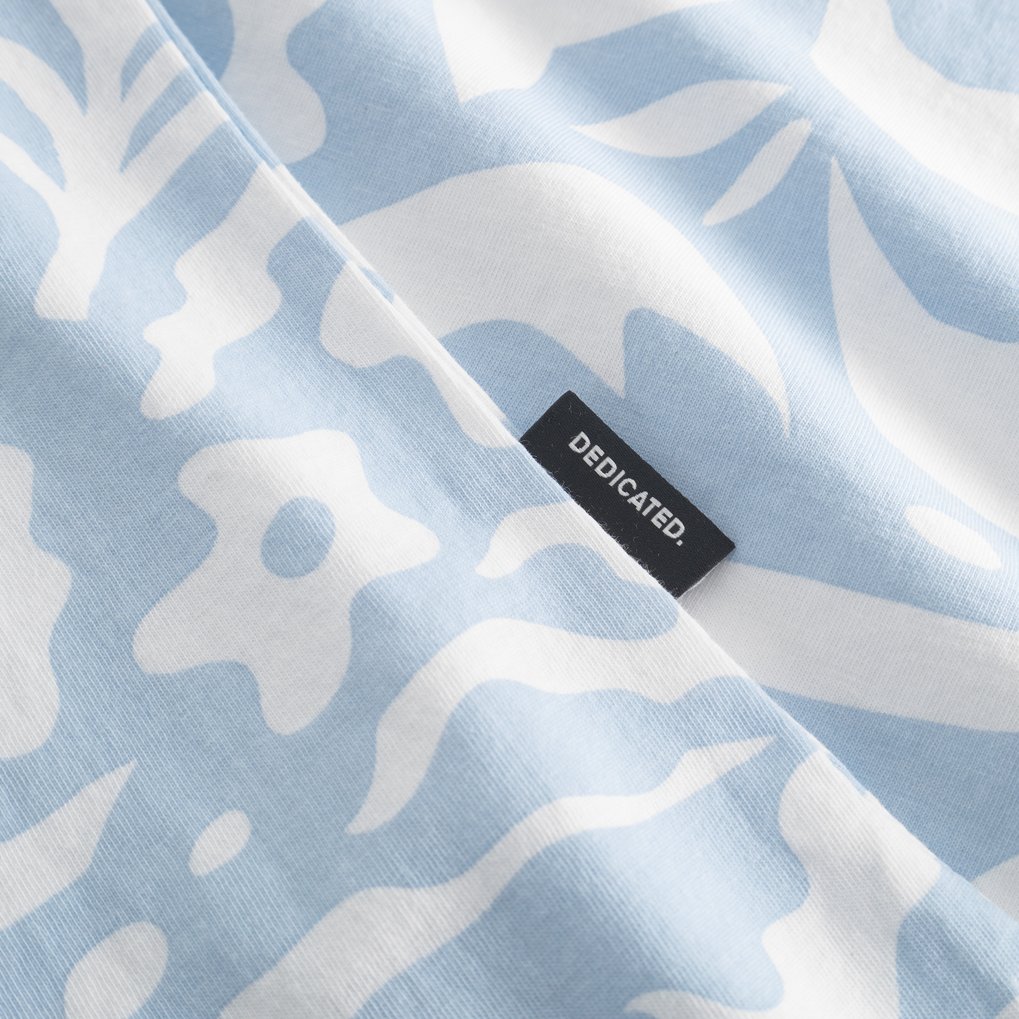 T-shirt Visby Wonky Beach Skyway Blue - coton biologique - Dedicated 05