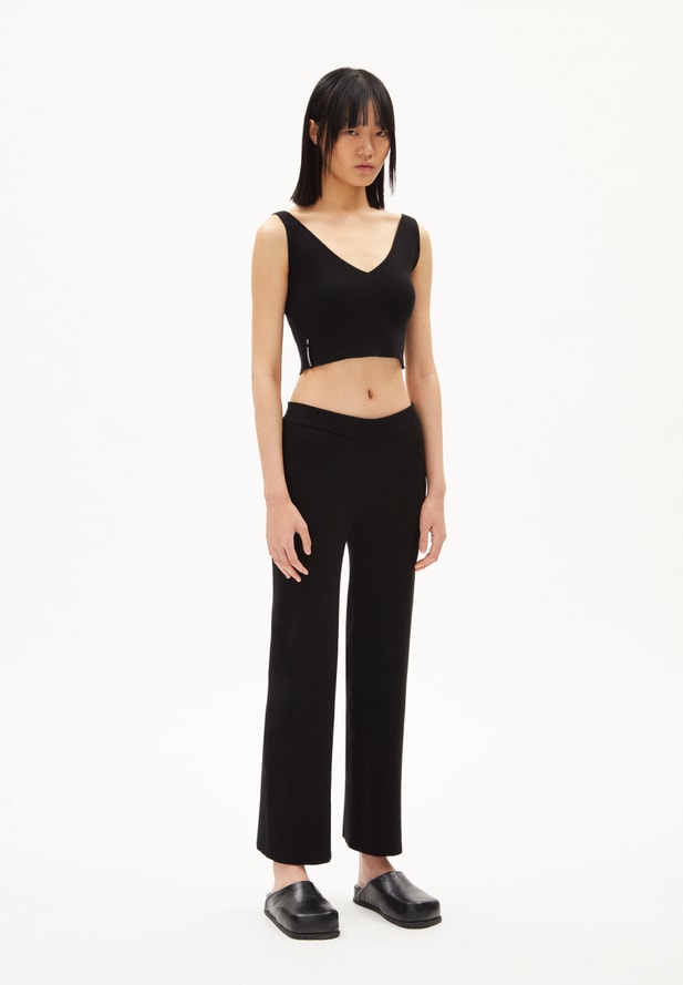 Crop Top Telmaa - black - coton bio - polyamide recyclée - Armed Angels 04