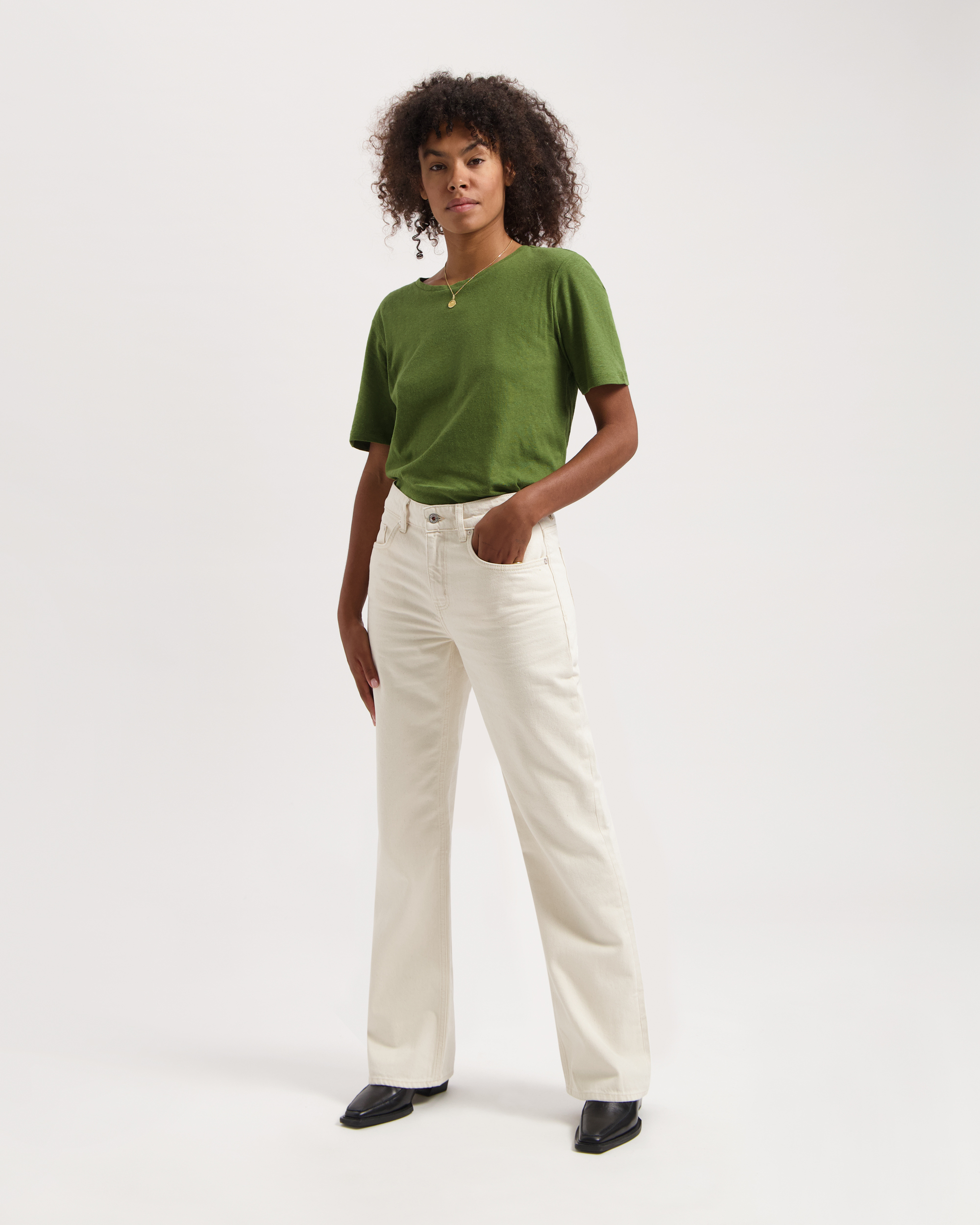 T-shirt-Olivia-Pine-Green-coton-biologique-chanvre-Kuyichi06