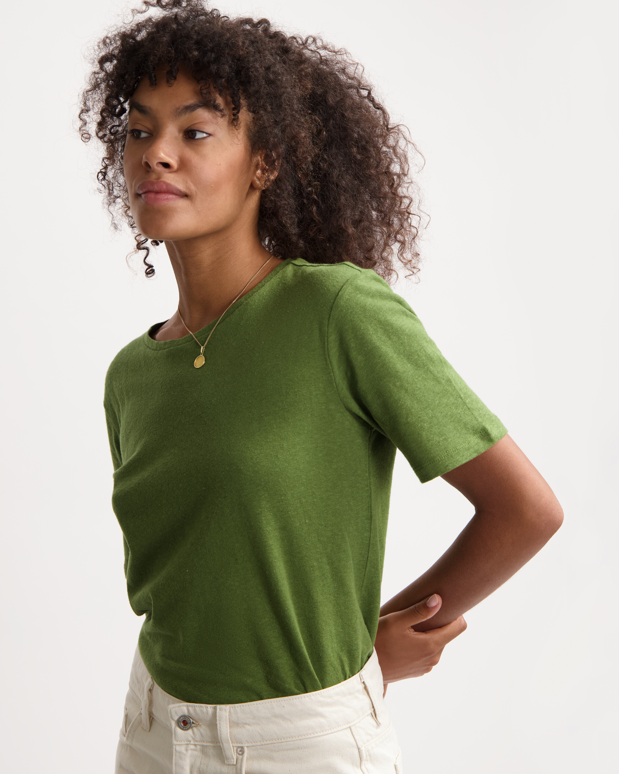 T-shirt-Olivia-Pine-Green-coton-biologique-chanvre-Kuyichi03