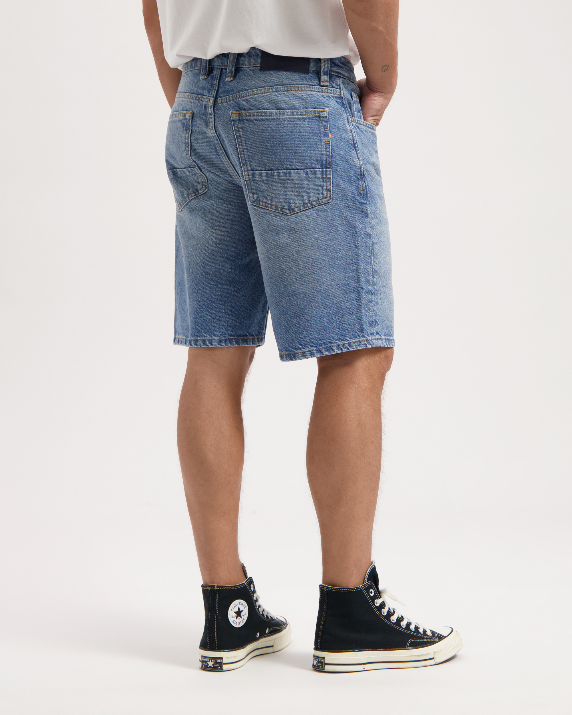Short-Scott-Frost-Blue-coton-recyclé-Kuyichi02