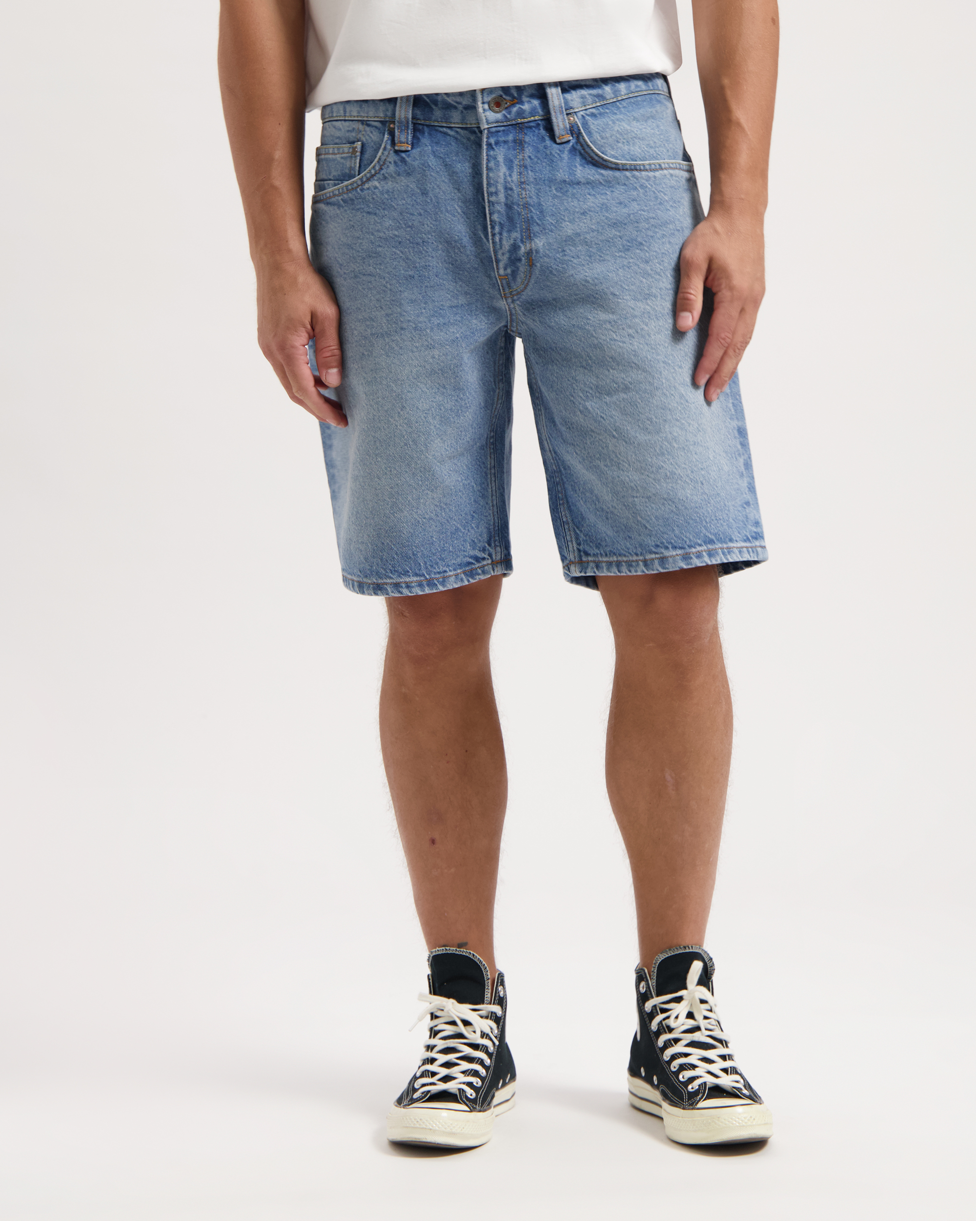 Short-Scott-Frost-Blue-coton-recyclé-Kuyichi01