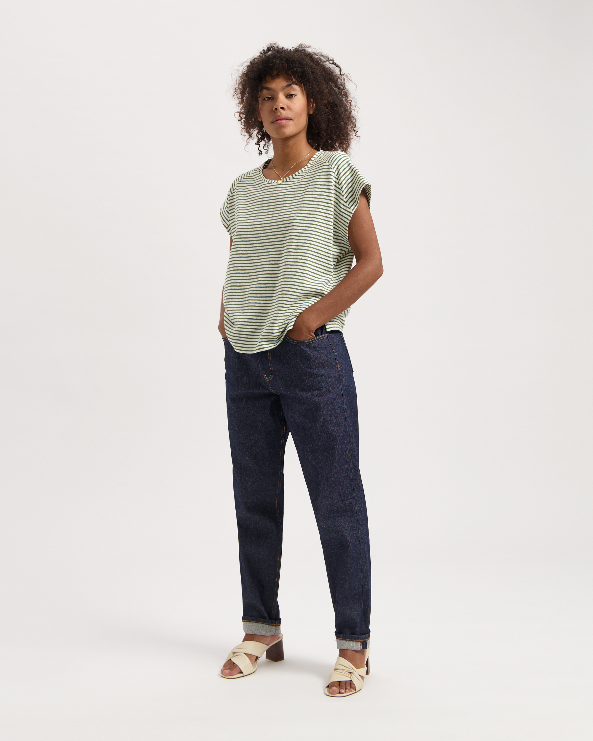 T-shirt-Celine-Pine-Green-Off-White-coton-biologique-chanvre-Kuyichi03