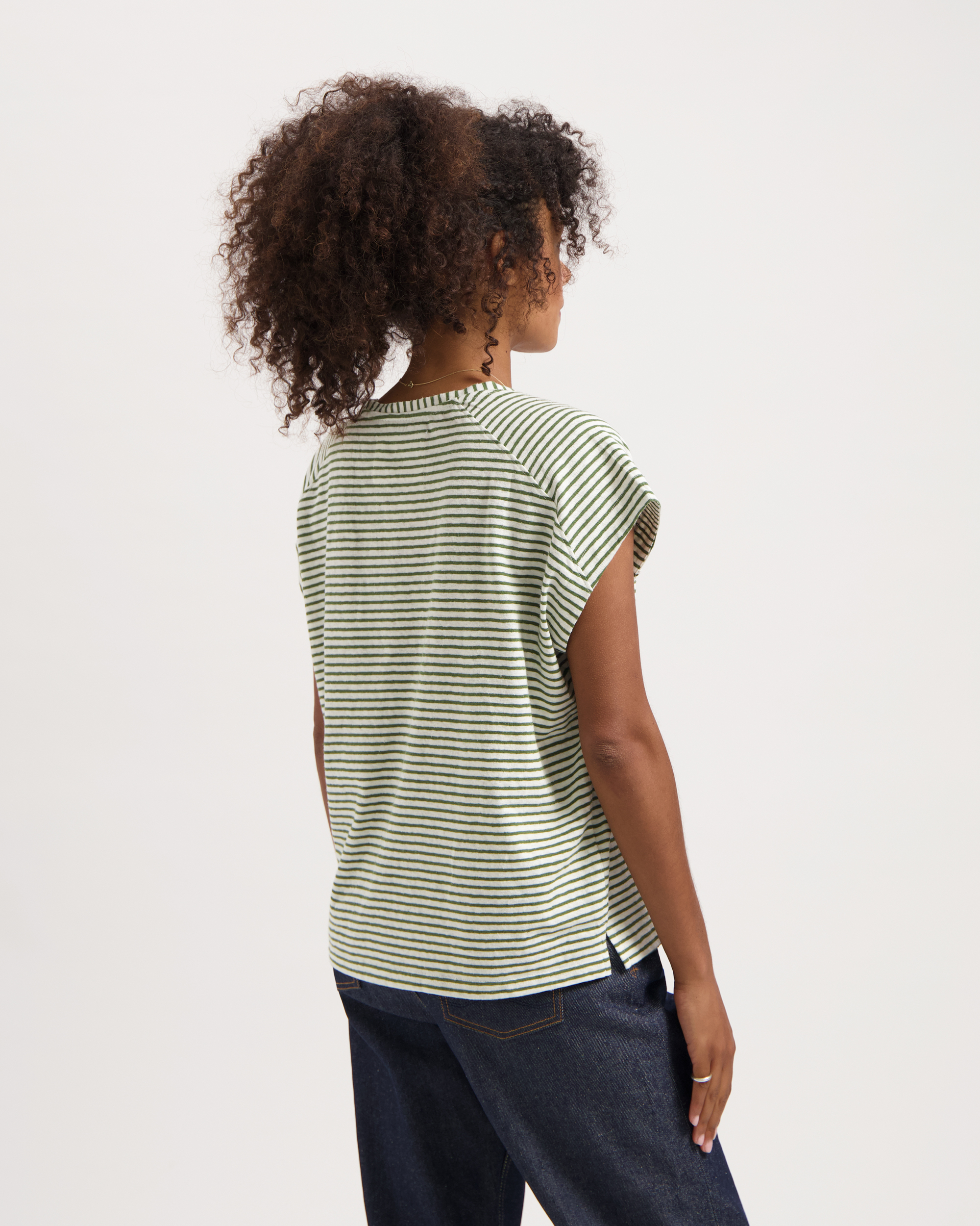 T-shirt-Celine-Pine-Green-Off-White-coton-biologique-chanvre-Kuyichi02