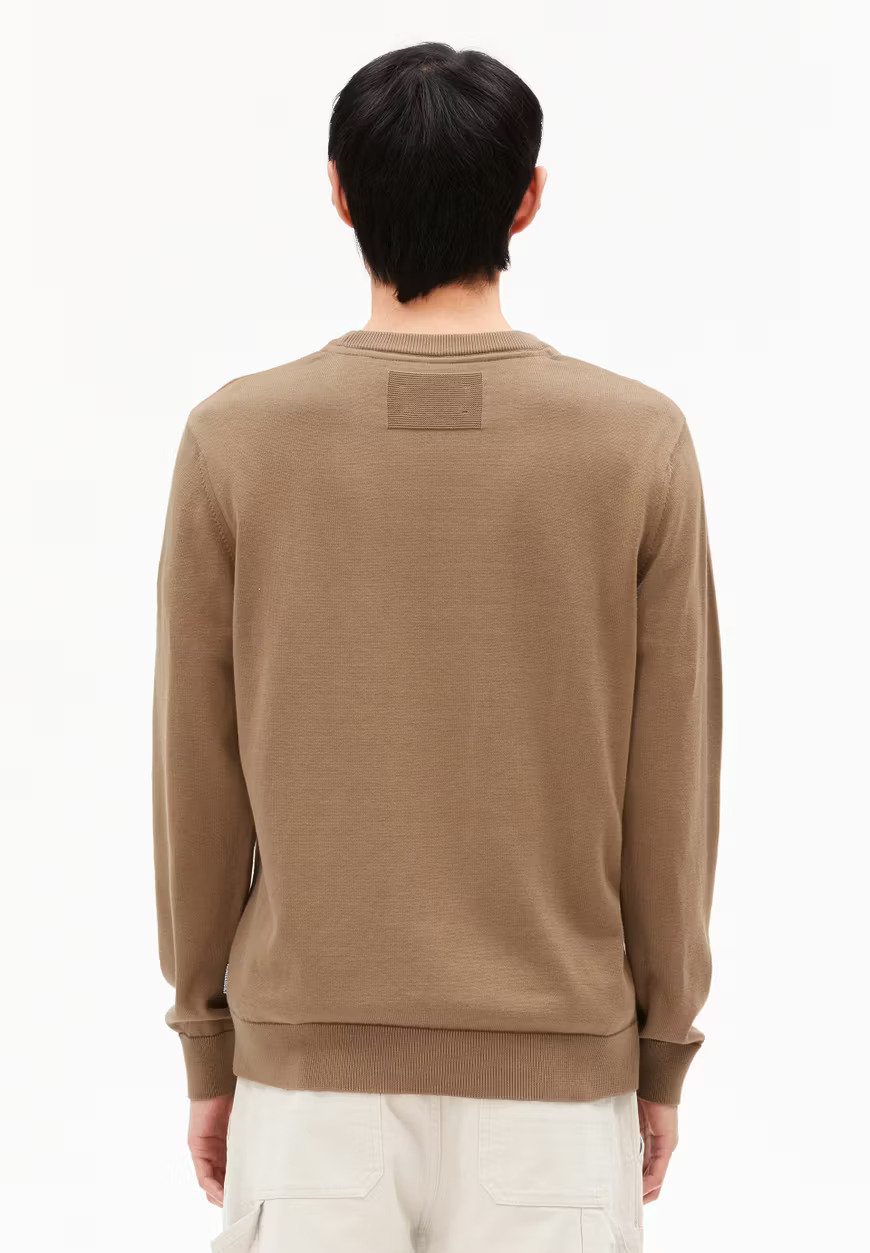 Pull-loukaa-light-oak-coton-biologique-Armed-Angels02