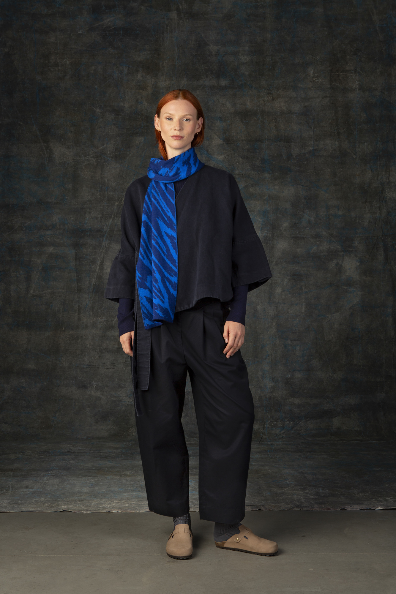 Echarpe-Cerura-Maxi-Ink-laine-merinos-Wolvis02