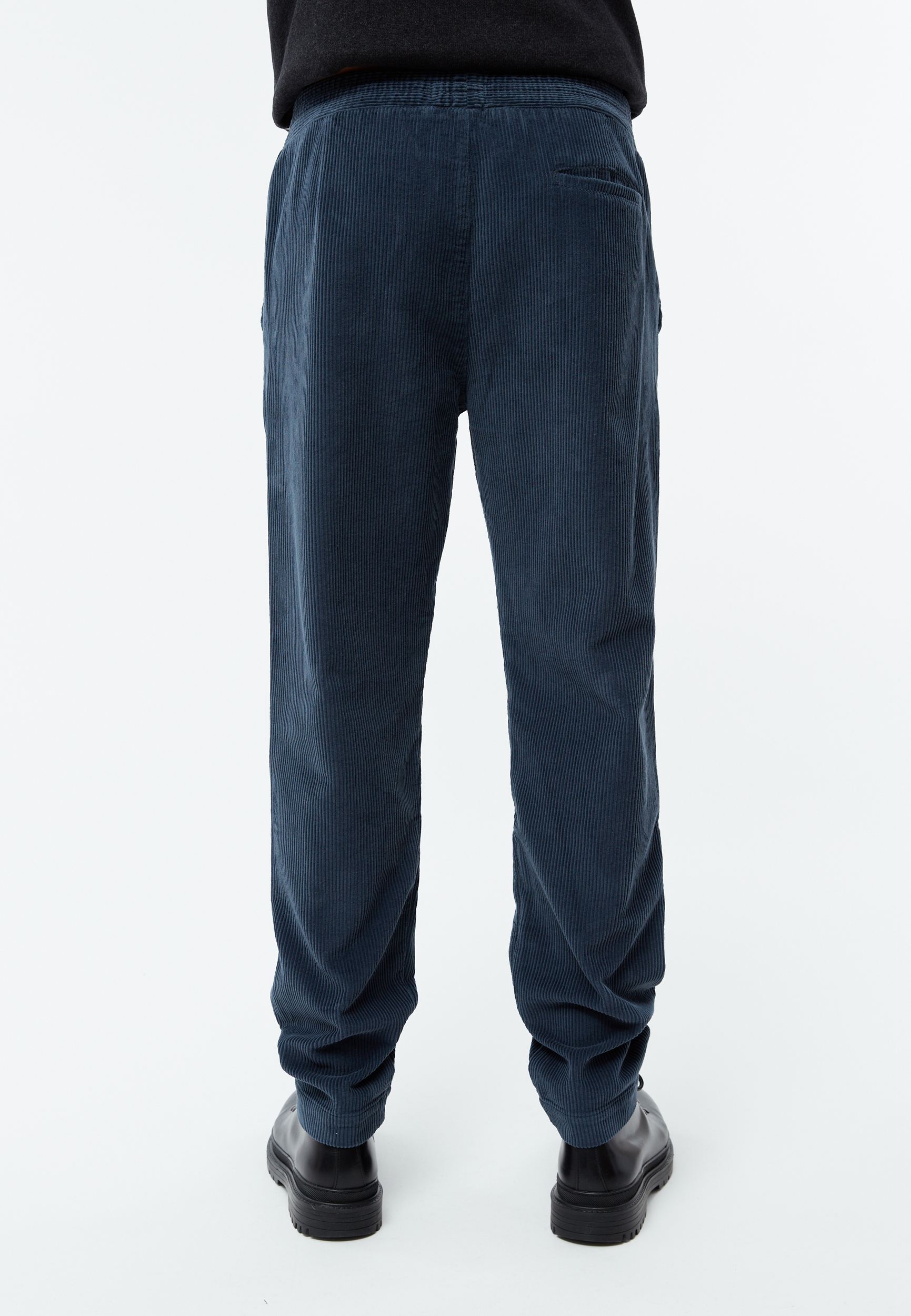 Pantalon-Eric-midnight-blue-velours-coton-biologique-Givn04