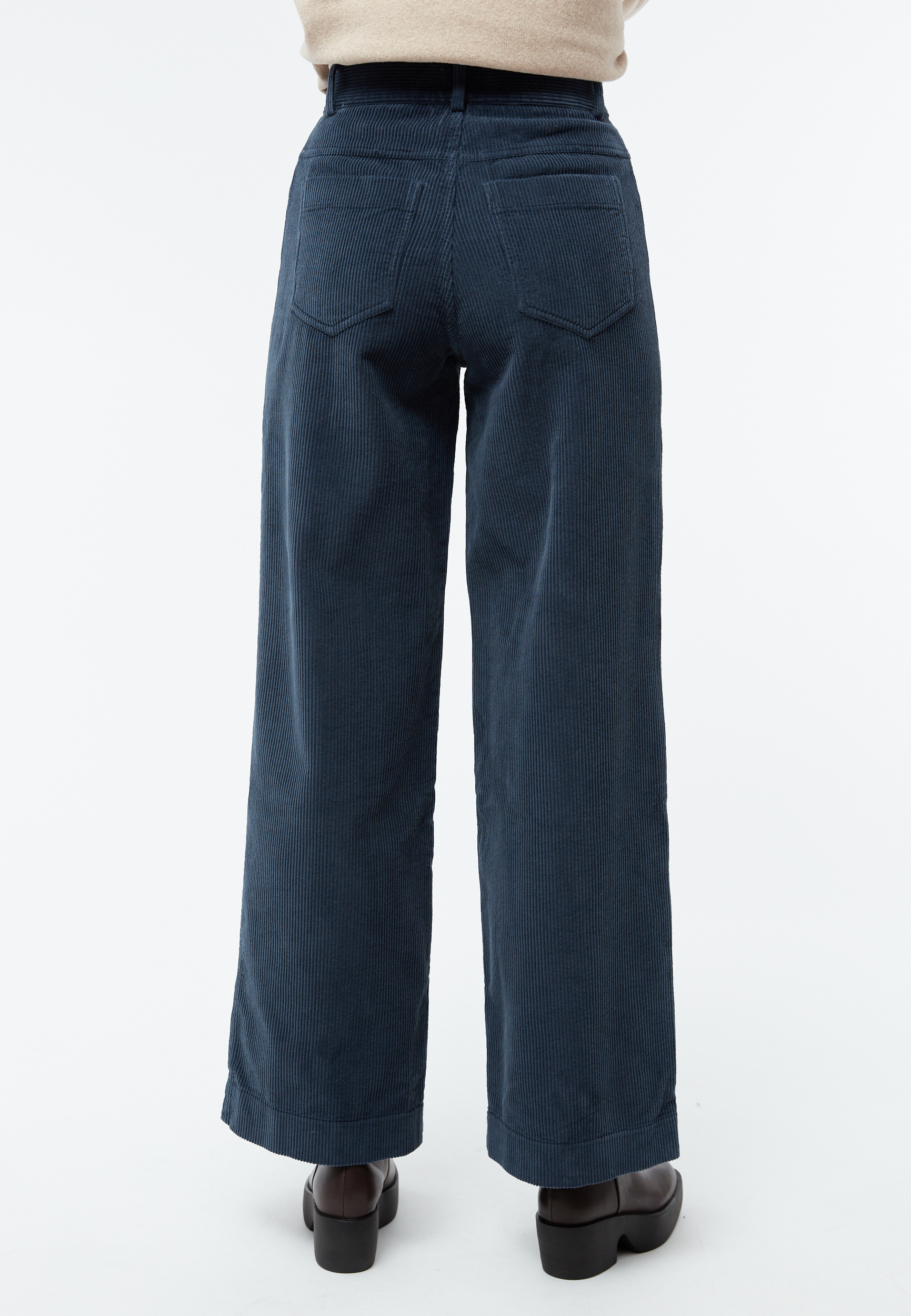 Pantalon-Elena-midnight-blue-velours-coton-biologique-Givn04
