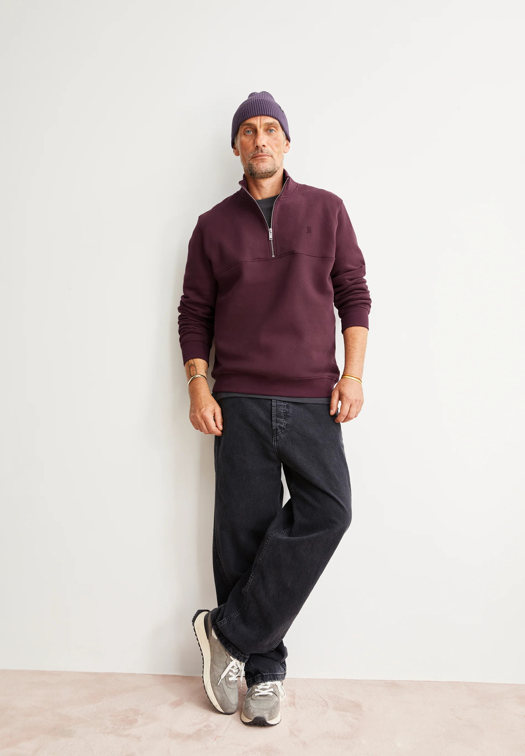 Sweat-Waarlo-dark-cranberry-coton-biologique-Armed-angels04