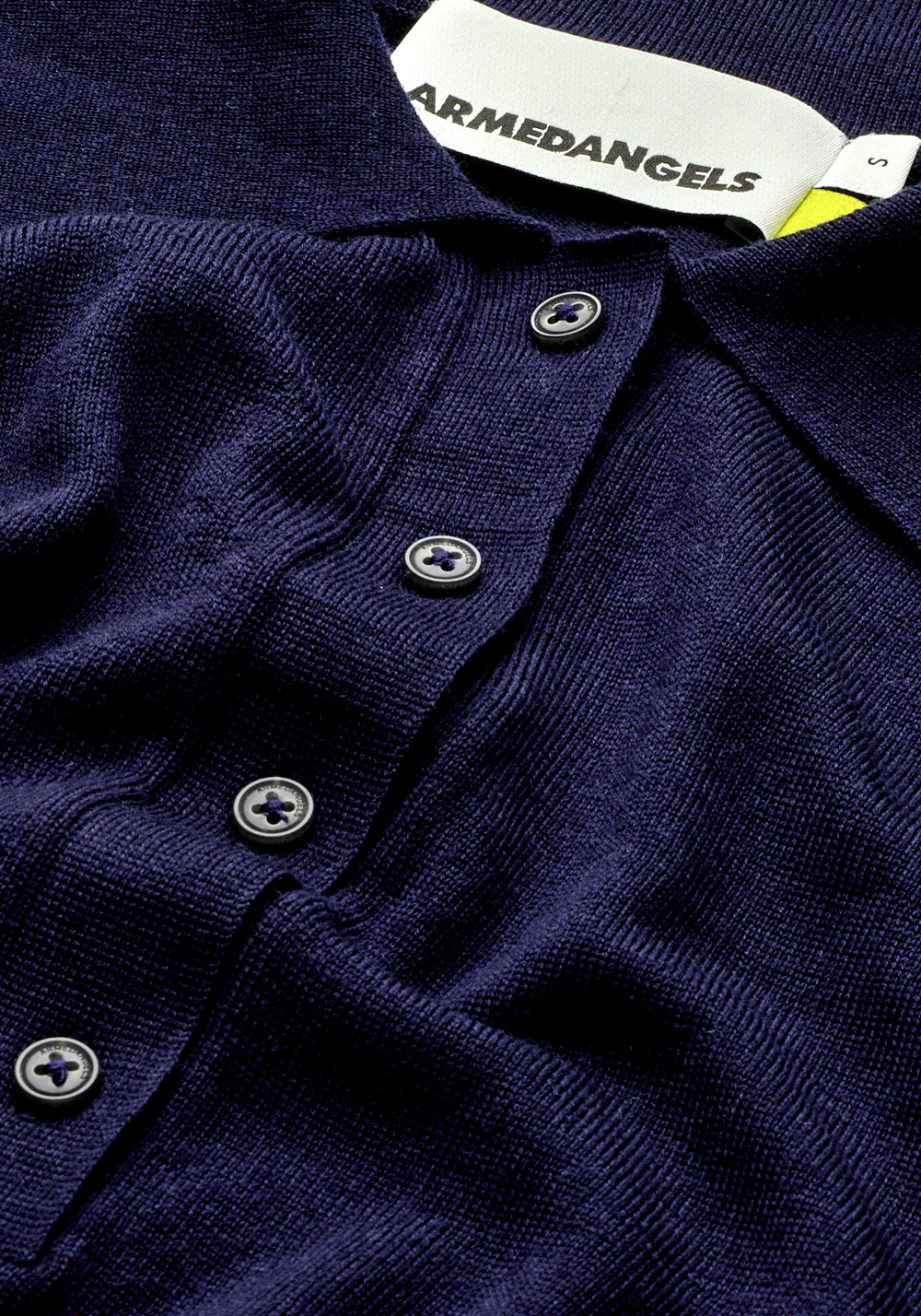 Pull-Maargo-tinted-navy-laine-merino-Armed-Angels06