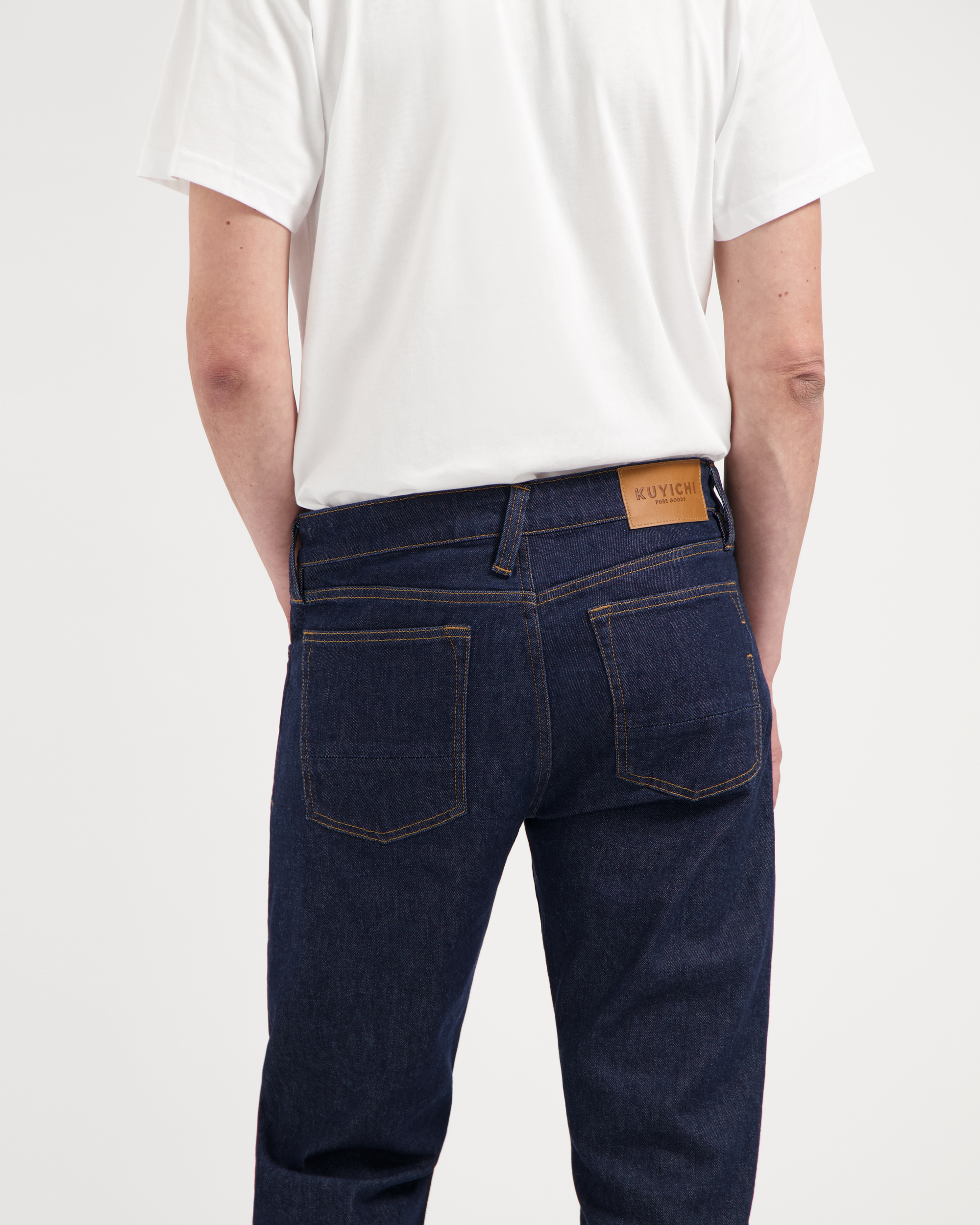 Jeans-Jim-Dark-Rinse-coton-regénératif-Kuyichi03