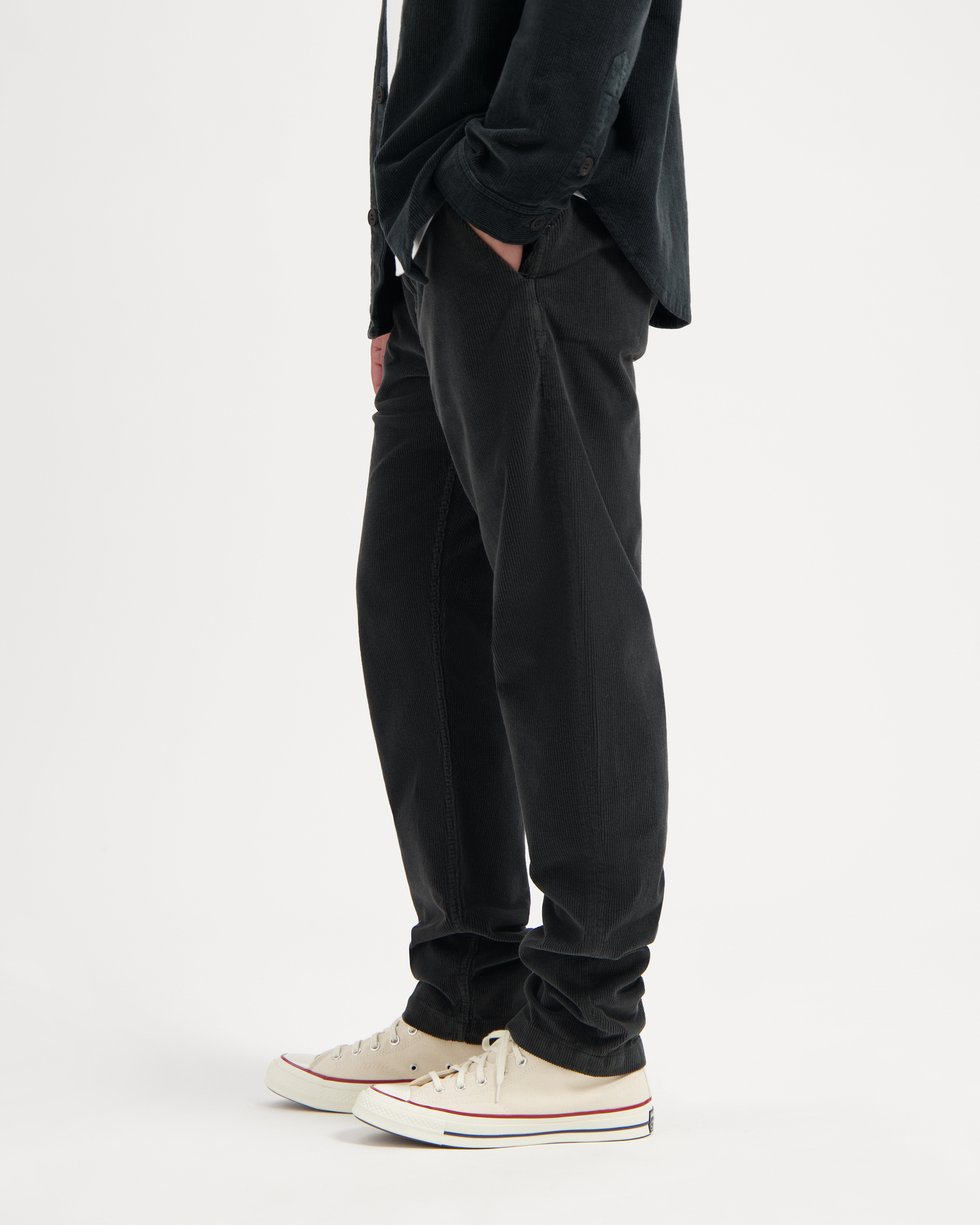 Pantalon-Darren-velours-Woodland-grey-coton-biologique-Kuyichi05