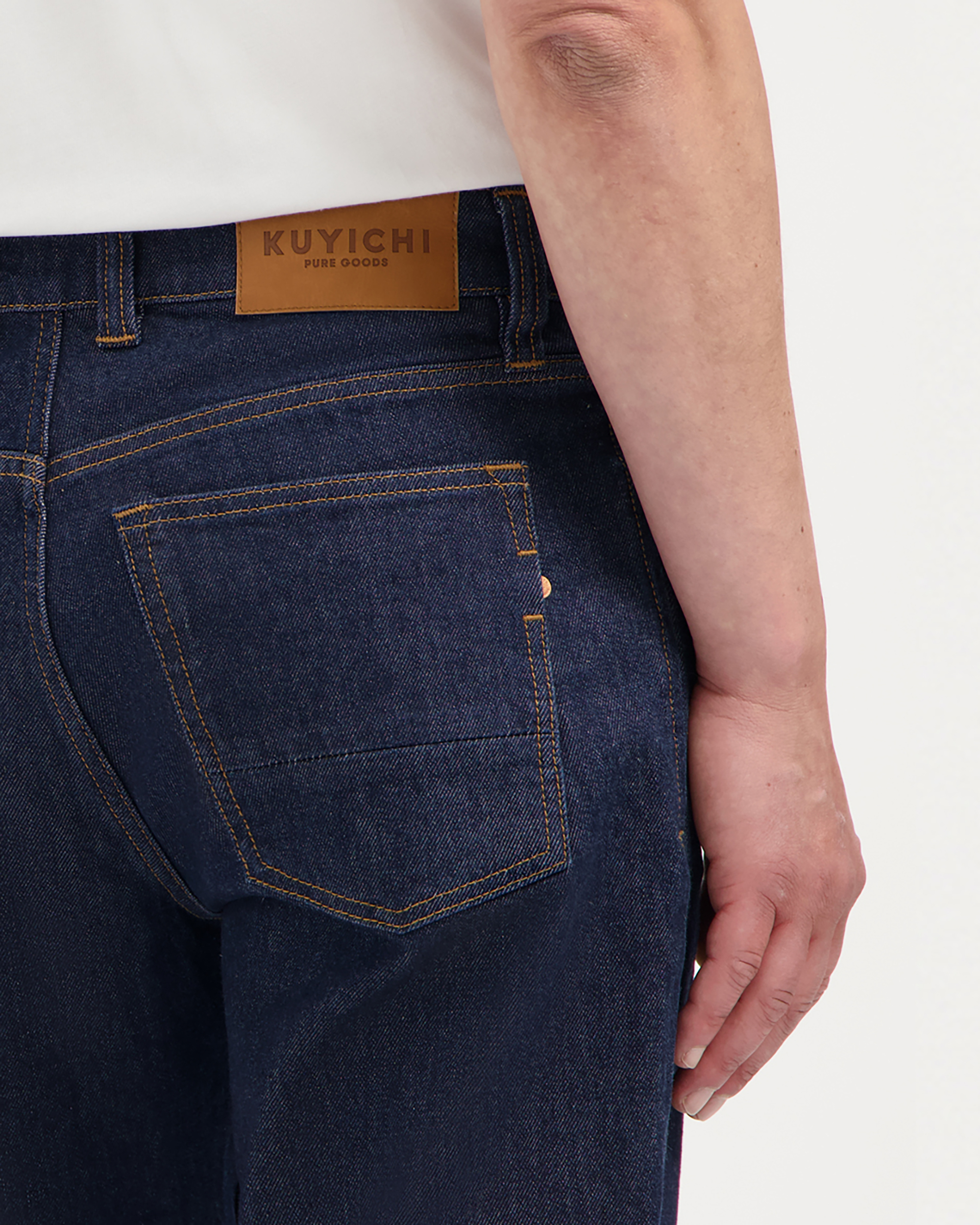 Jeans-Scott-Dark-Rinse-coton-regénératif-Kuyichi03