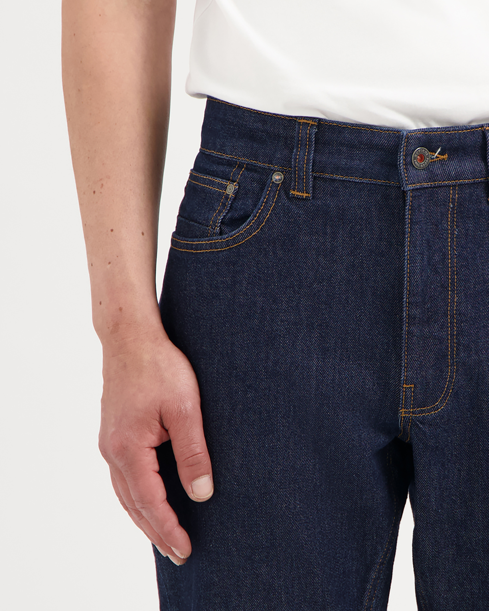 Jeans-Scott-Dark-Rinse-coton-regénératif-Kuyichi02