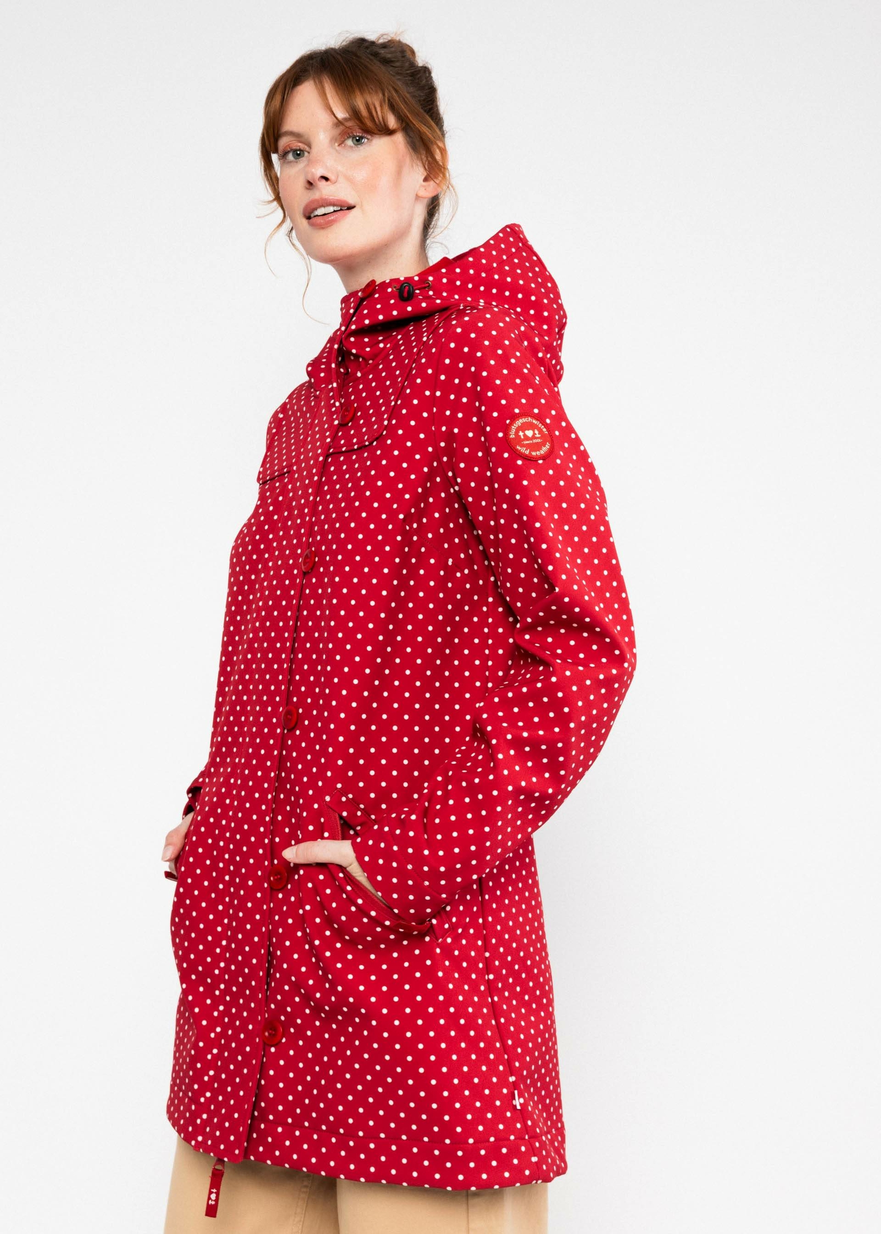 Anorak-wild-weather-rouge-mrs-pretty-dotty-polyester-recycle-Blutsgeschwister01
