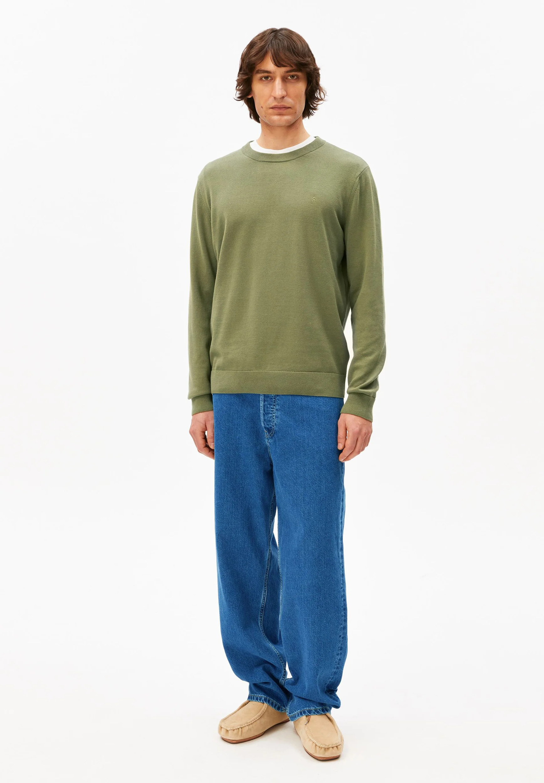 Pull-Loukaa-fatigue-green-coton-biologique-Armed-angels05
