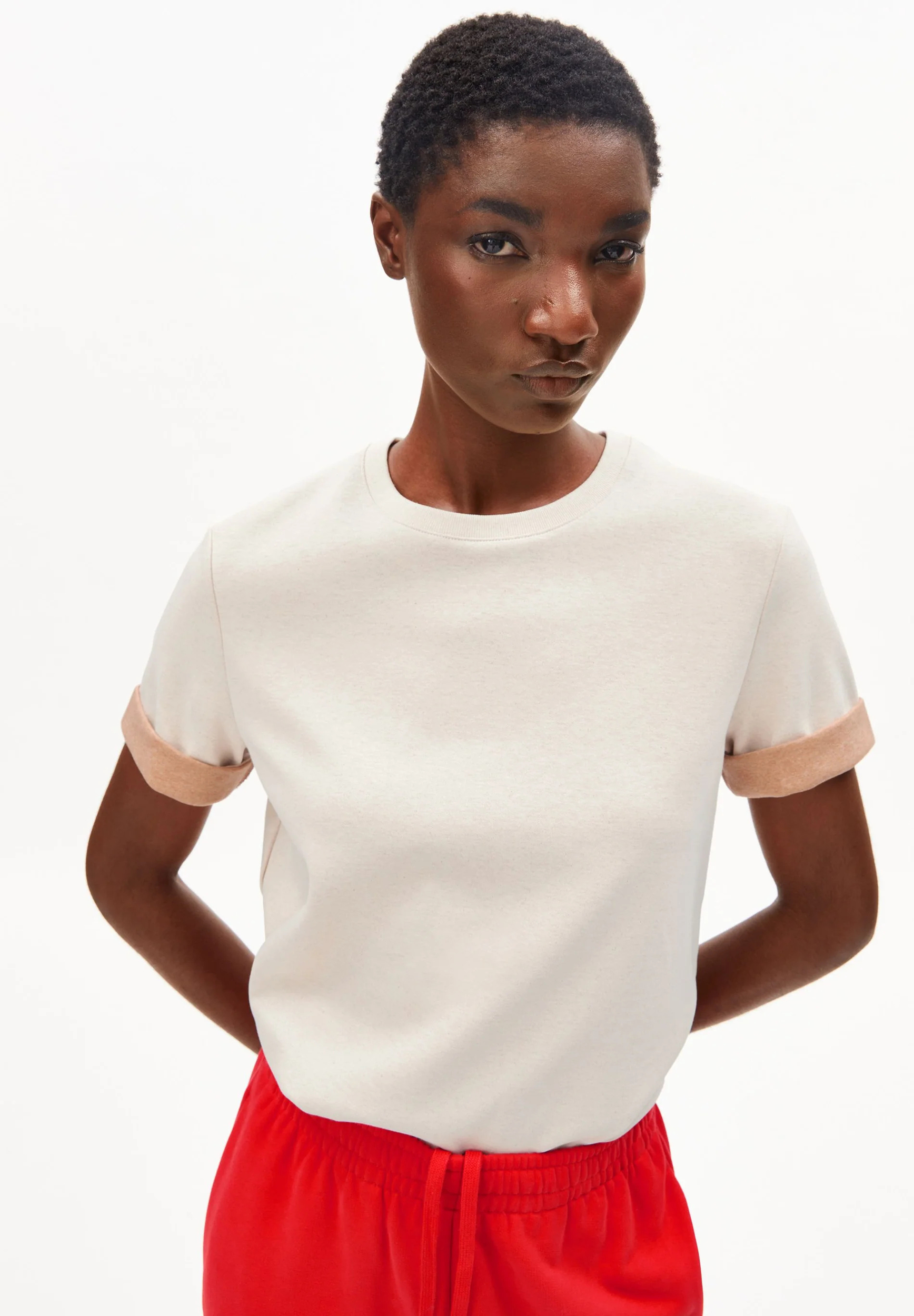 T-shirt-Un-Wasted-undyed-cinnamon-dust-coton-biologique-coton-recyclé-Armed-Angels03