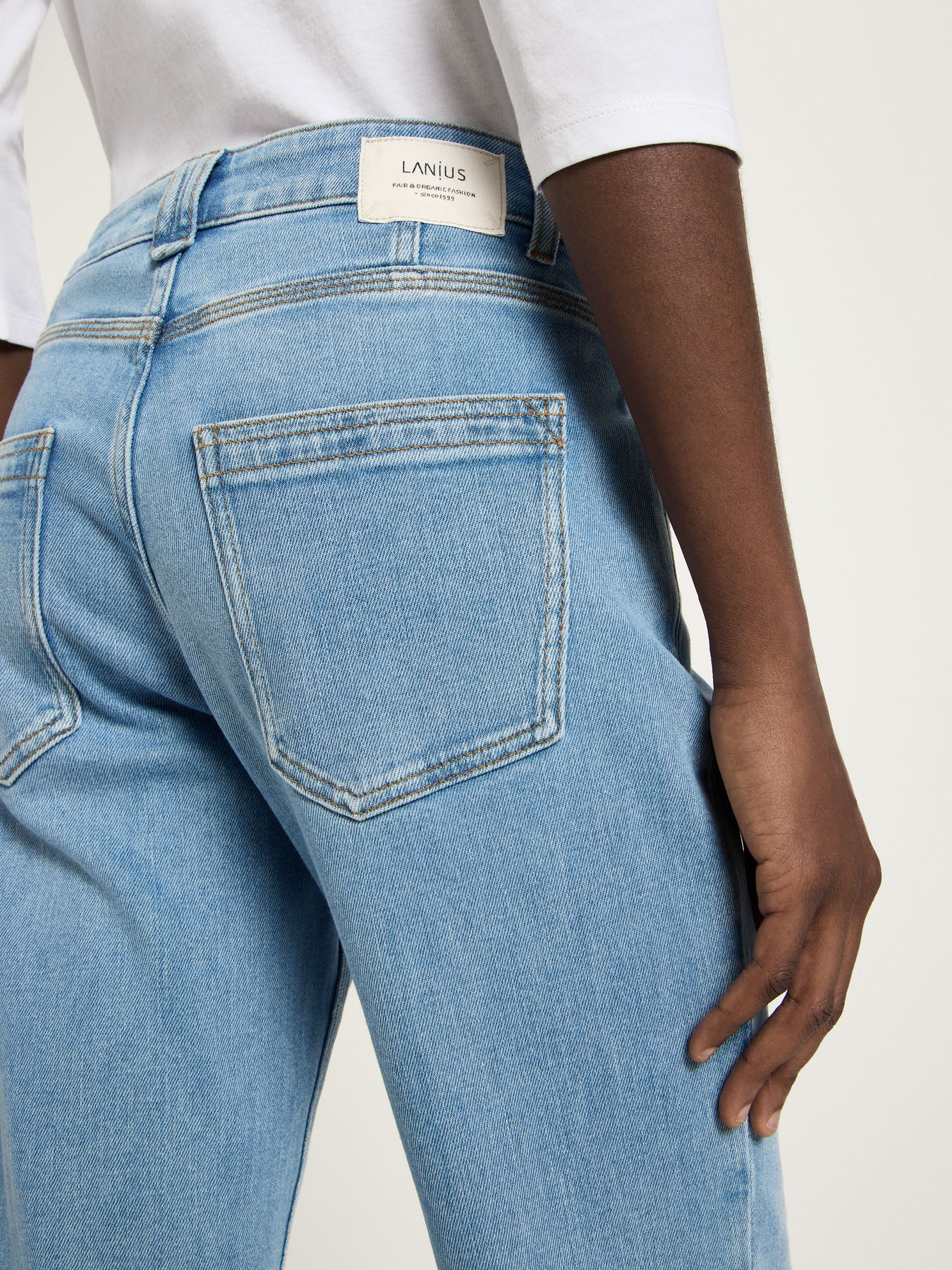 Jeans-Adalia-light-blue-denim-coton-biologique-Jeans-mit-Aufschlag-Lanius02