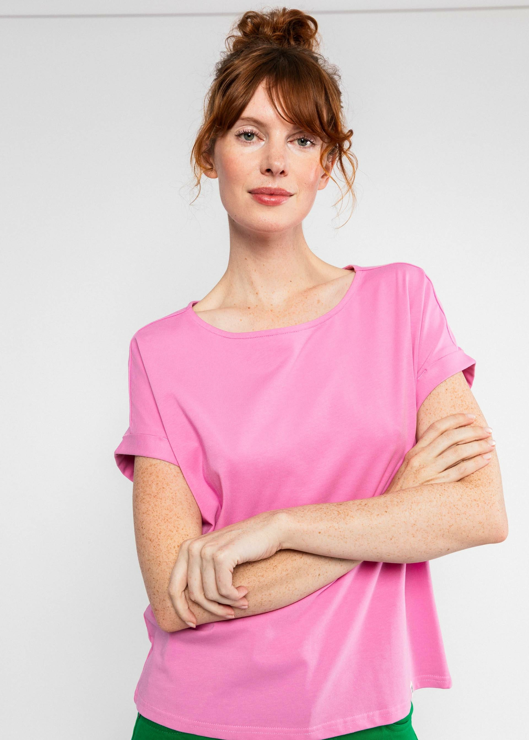 T-shirt-glow-and-grow-summer-strawberry-pink-coton-biologique-Blutsgeschwister01