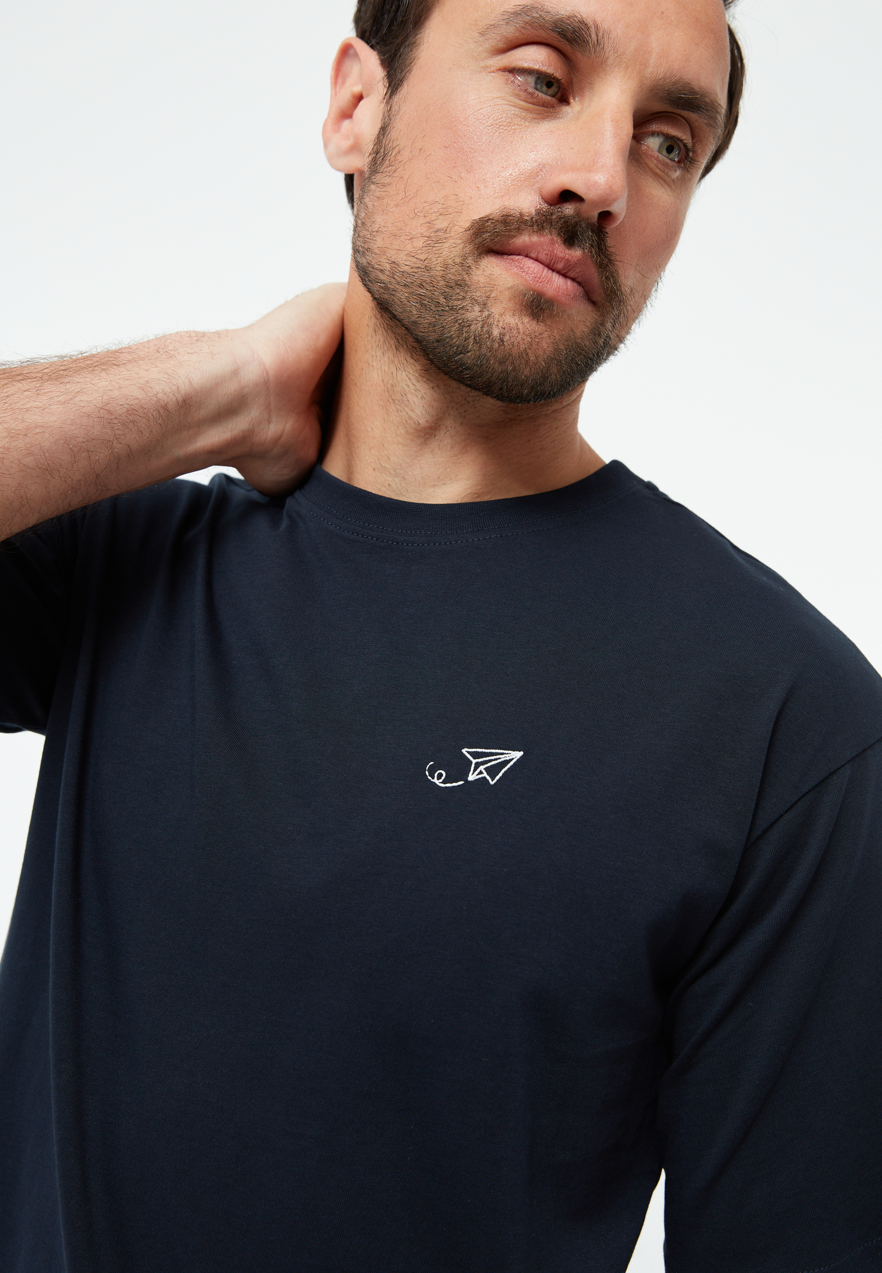 T-shirt-Lasse-Paper-Plane-Midnight-Blue-coton-biologique-Givn01
