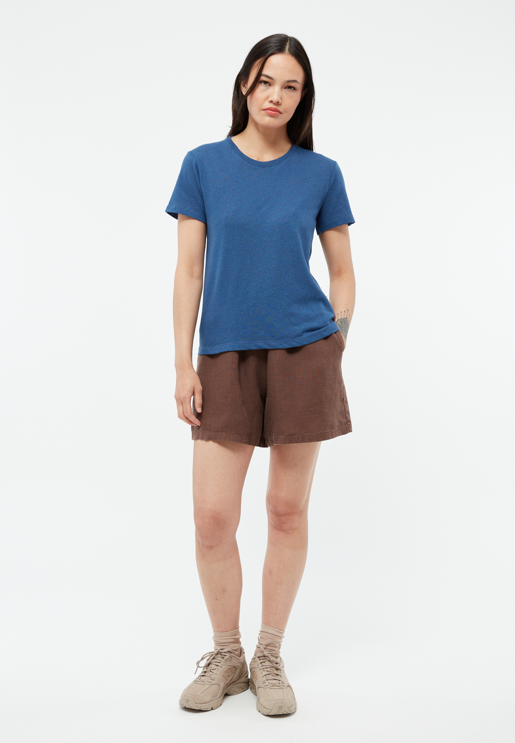 T-shirt-Julia-blazing-blue-coton-biologique-lin-Givn04