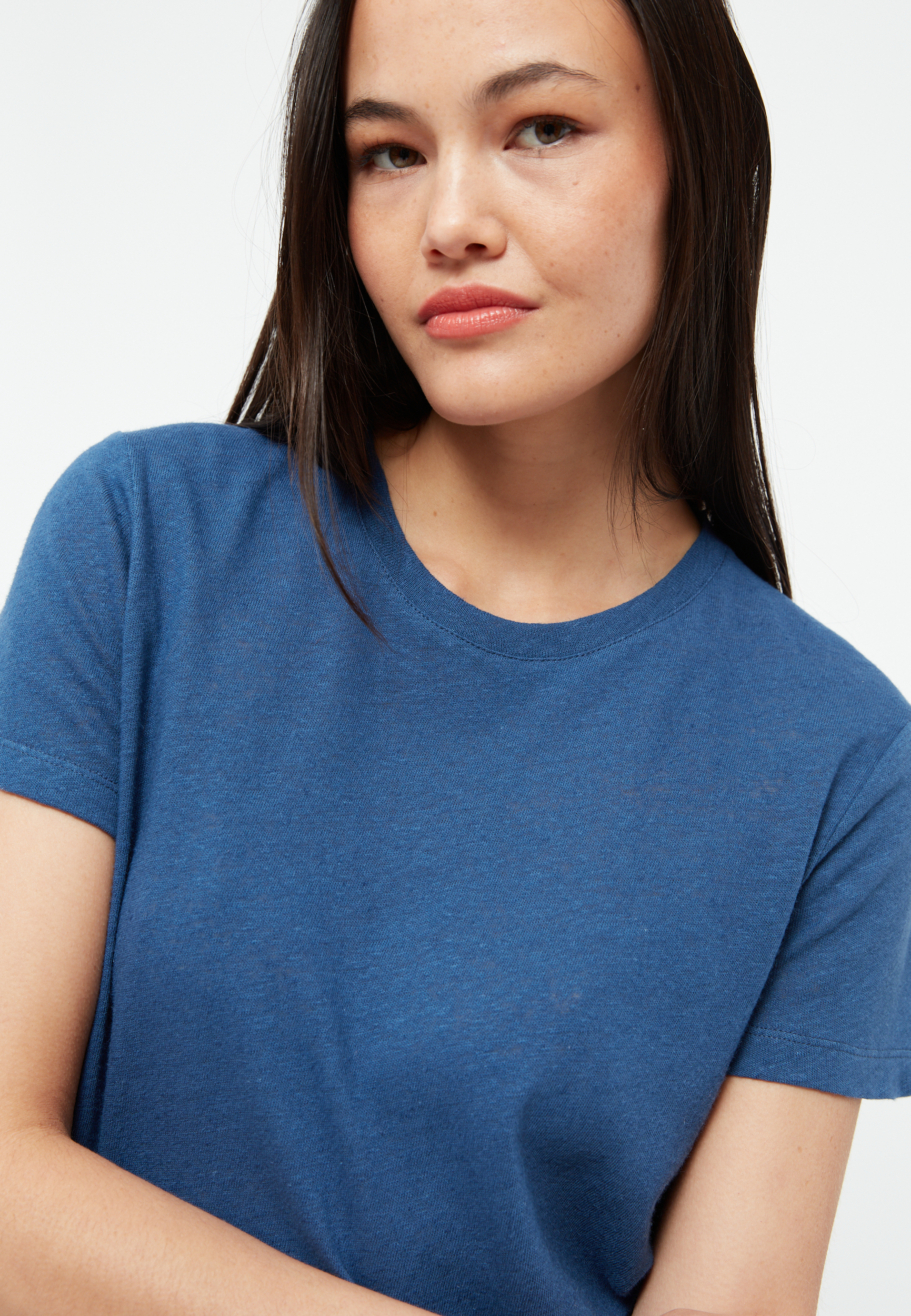 T-shirt-Julia-blazing-blue-coton-biologique-lin-Givn02