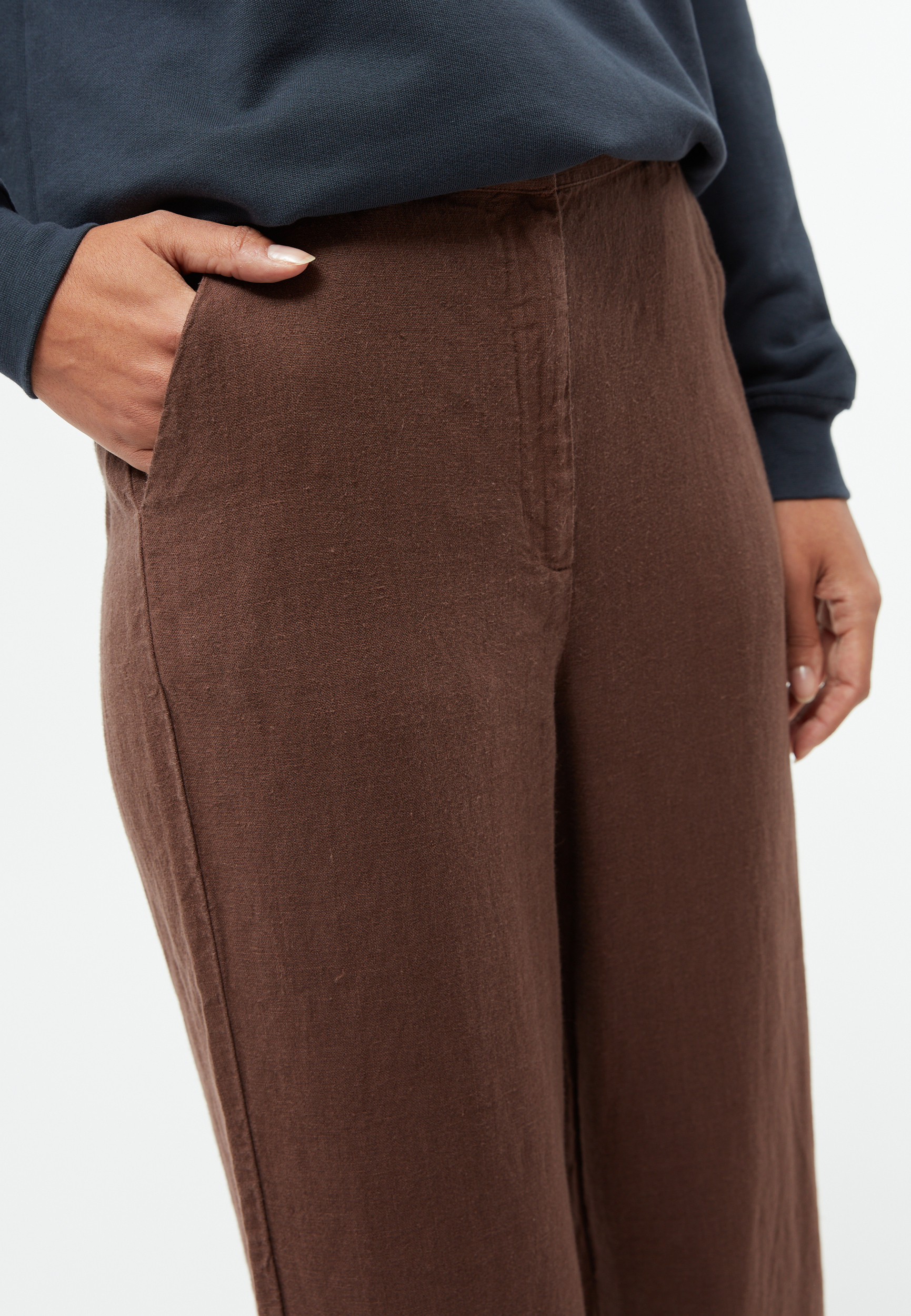 Pantalon-Beatrice-chocolate-brown-lin-Givn03