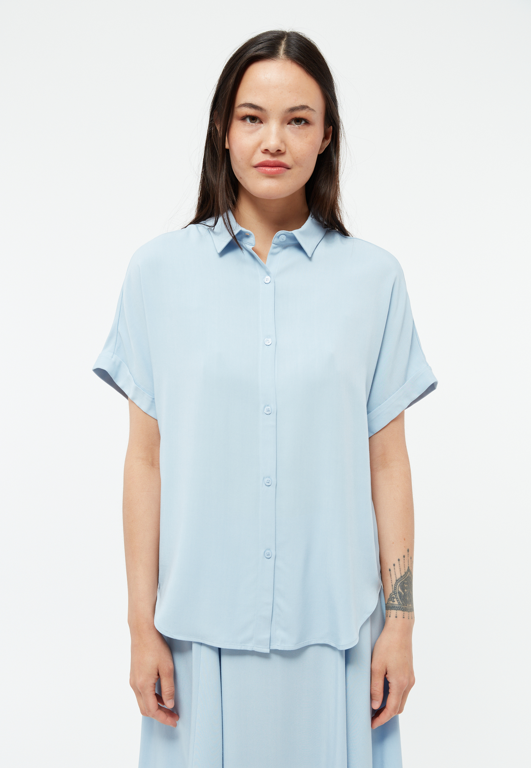 Chemisier-Sarah-Ice-Water-Blue-viscose-ecovero-Givn02