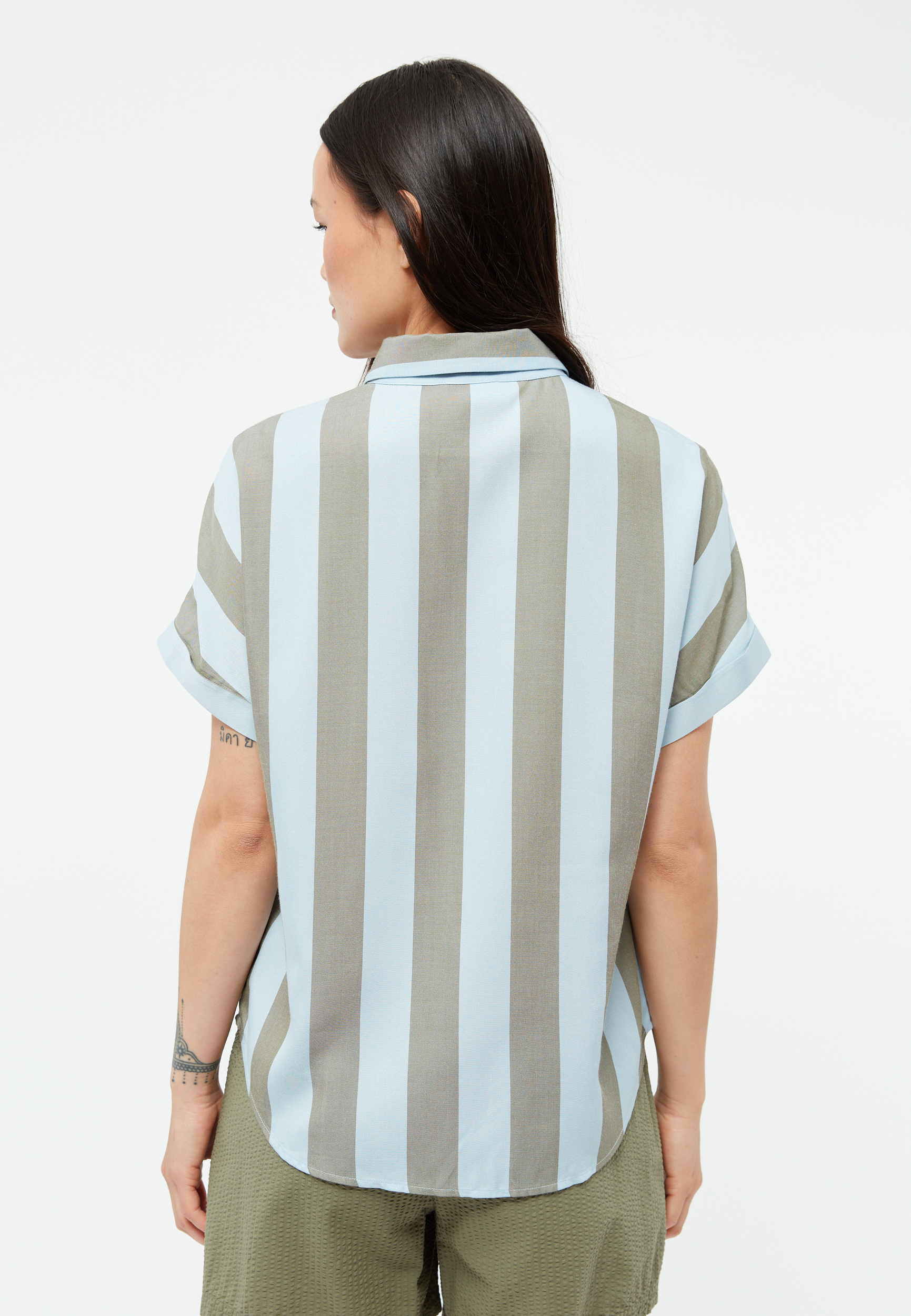 Chemisier-Sarah-stripes-Ice-Water-Blue-faded-olive-viscose-ecovero-Givn04