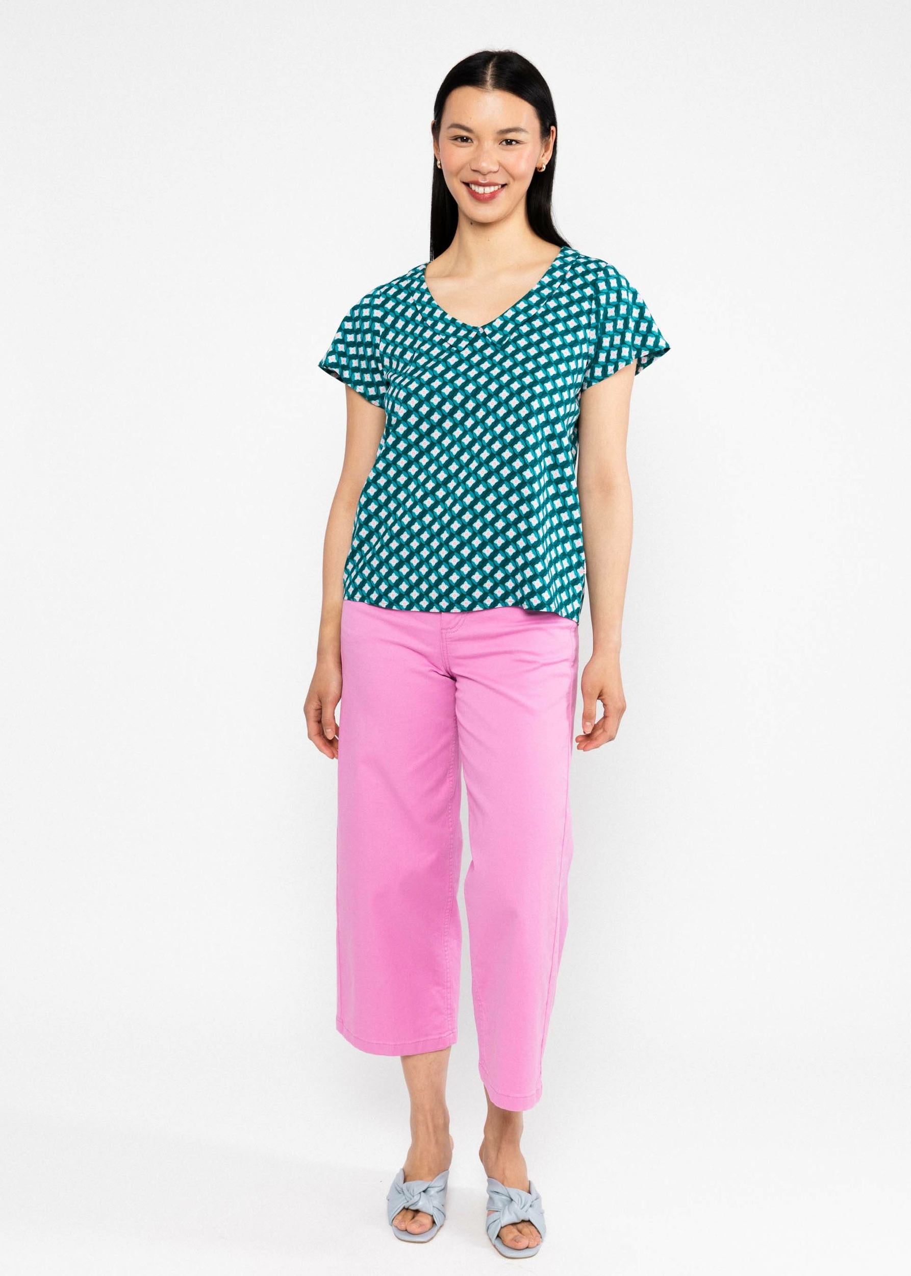 Blouse-feed-the-birds-emerald-spring-night-viscose-ecovero-Blutsgeschwister05