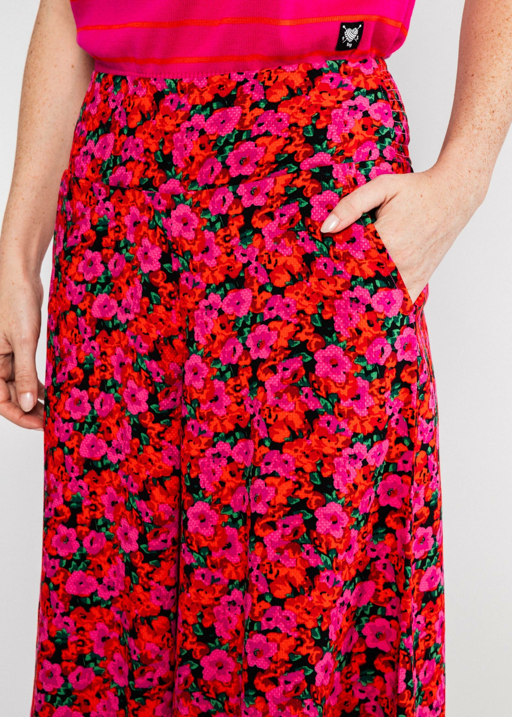 Pantalon-culotte-In-Full-Bloom-bed-of-primroses-viscose-ecovero-Blutsgeschwister04