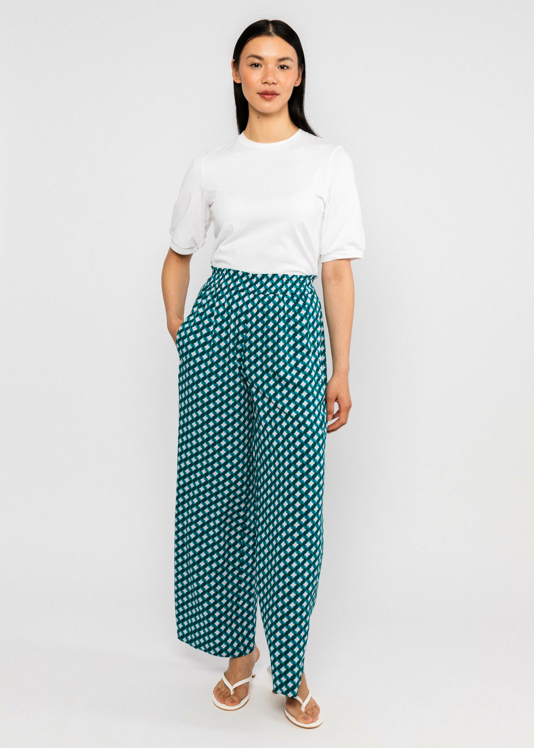 Pantalon-power-walker-emerald-spring-night-viscose-ecovero-Blutsgeschwister05