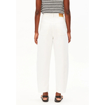 Jeans-Baarly-white-coton-recyclé-Armed-Angels02
