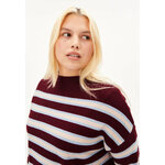 Pull-Merinaa-velvet-red-soft-blue-coton-biologique-Armed-Angels03