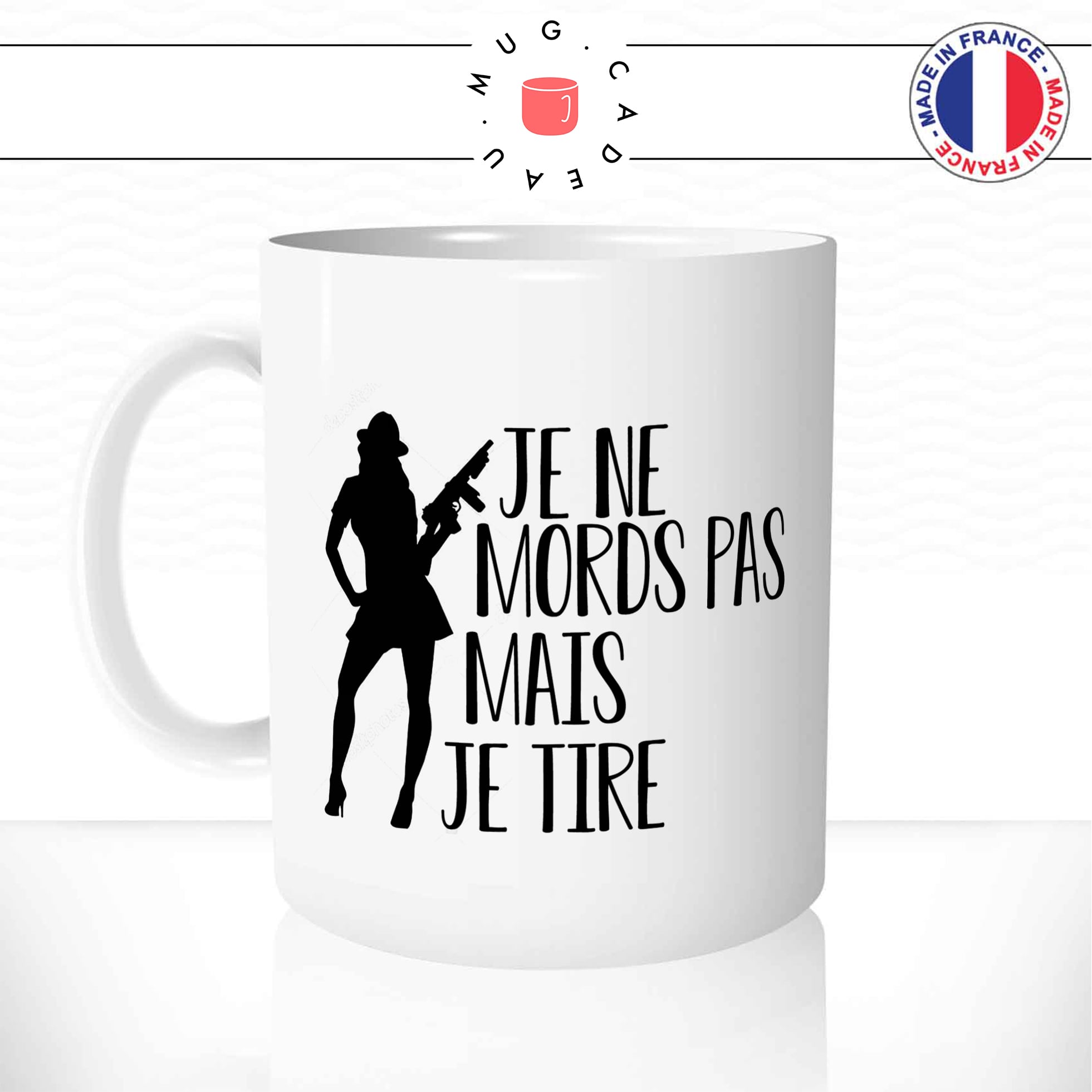 mug-tasse-je-ne-mords-pas-mais-je-tire-femme-arme-pistolet-flingue-humour-original-mugs-tasses-café-thé-idée-cadeau-personnalisée-min