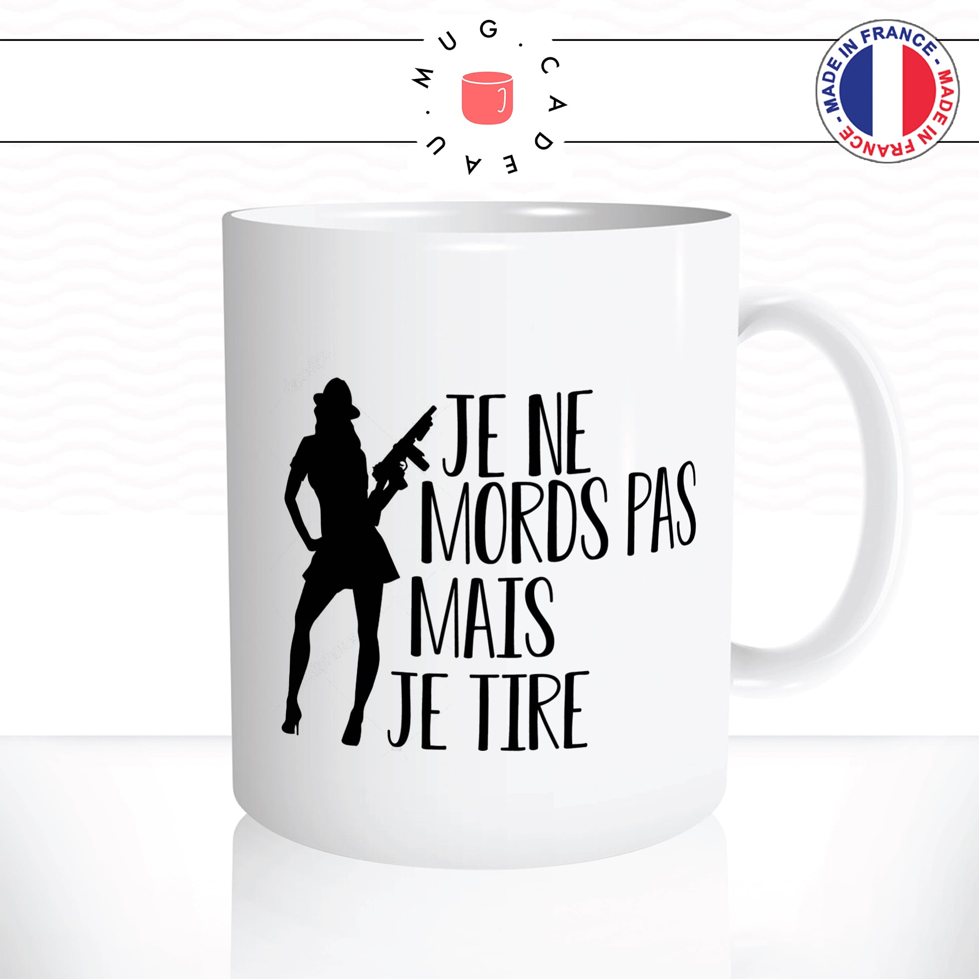 mug-tasse-je-ne-mords-pas-mais-je-tire-femme-arme-pistolet-flingue-humour-original-mugs-tasses-café-thé-idée-cadeau-personnalisée2-min