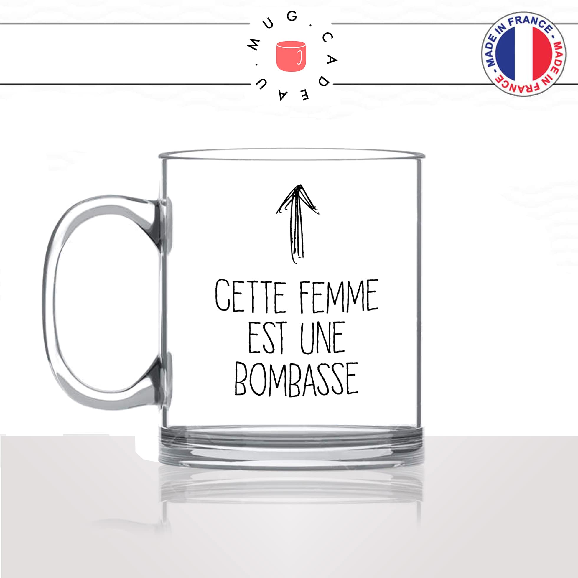 mug-tasse-en-verre-transparent-glass-cette-femme-est-une-bombasse-copine-collegue-decoration-humour-idée-cadeau-fun-cool-café-thé-original-min