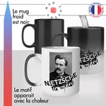 mug magique thermoréactif thermo chauffant personnalisé nietzsche ta mere ecrivain noir et blanc allemand humour offrir idée cadeau original